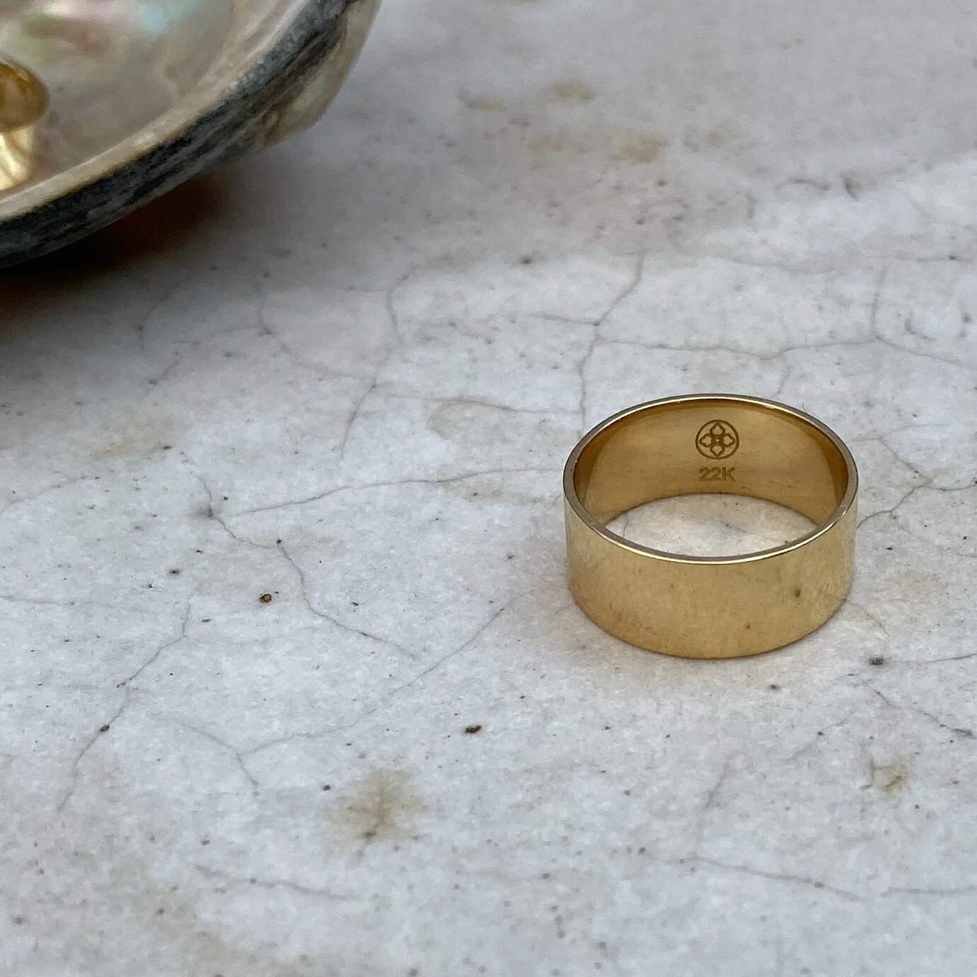 CC233B95-2445-453B-8D59-AF1450D9859D