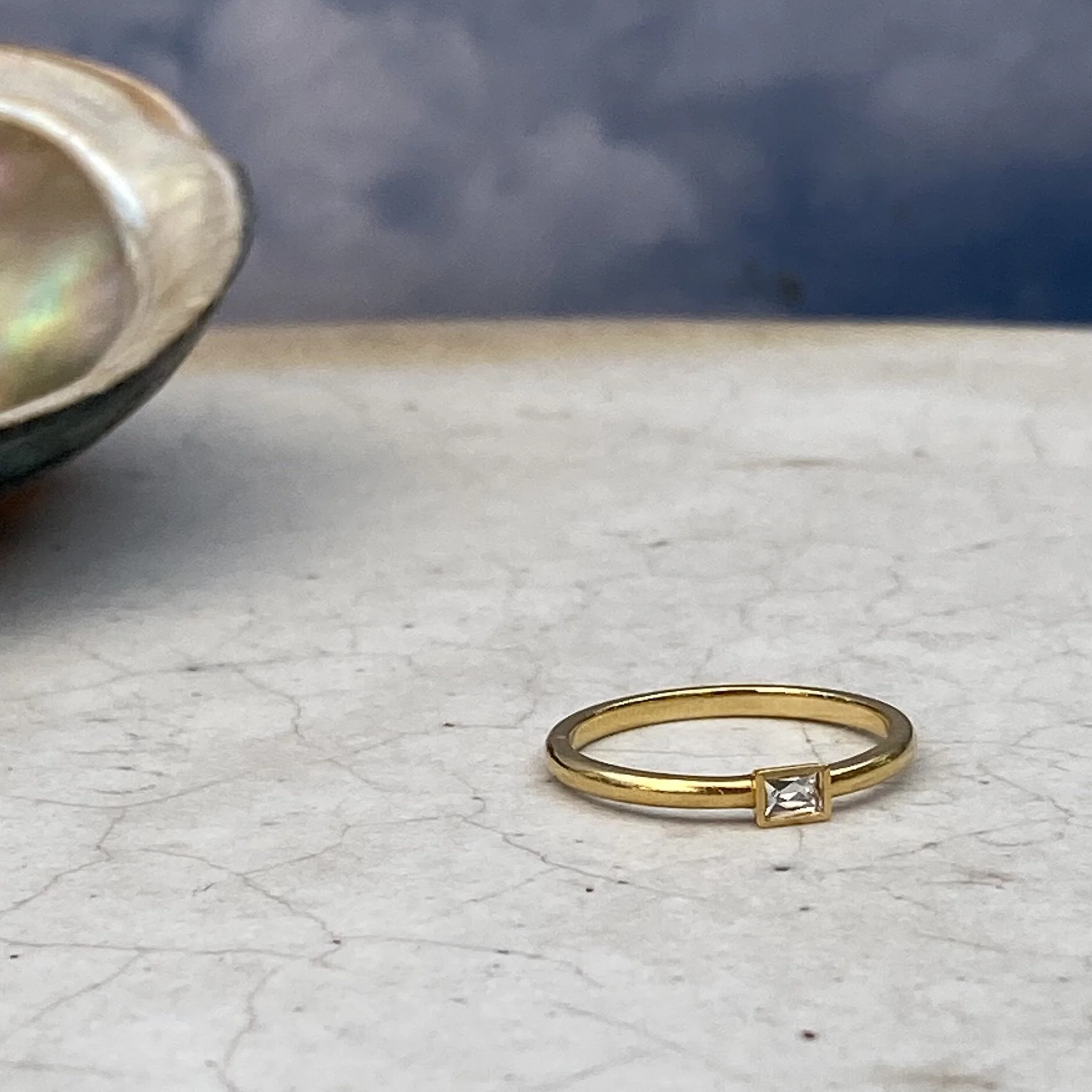 A8148E31-3853-4E6A-81C7-F2211137A9F0