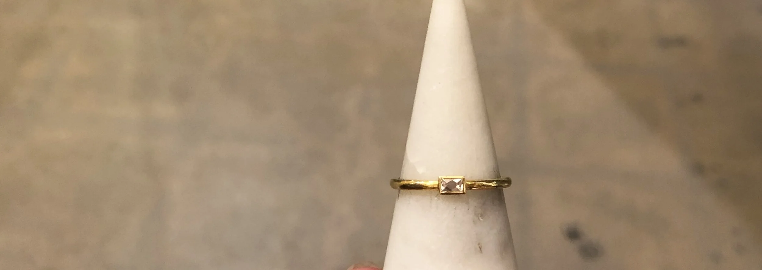 C086363B-4921-40F1-818E-80AE436EC79D