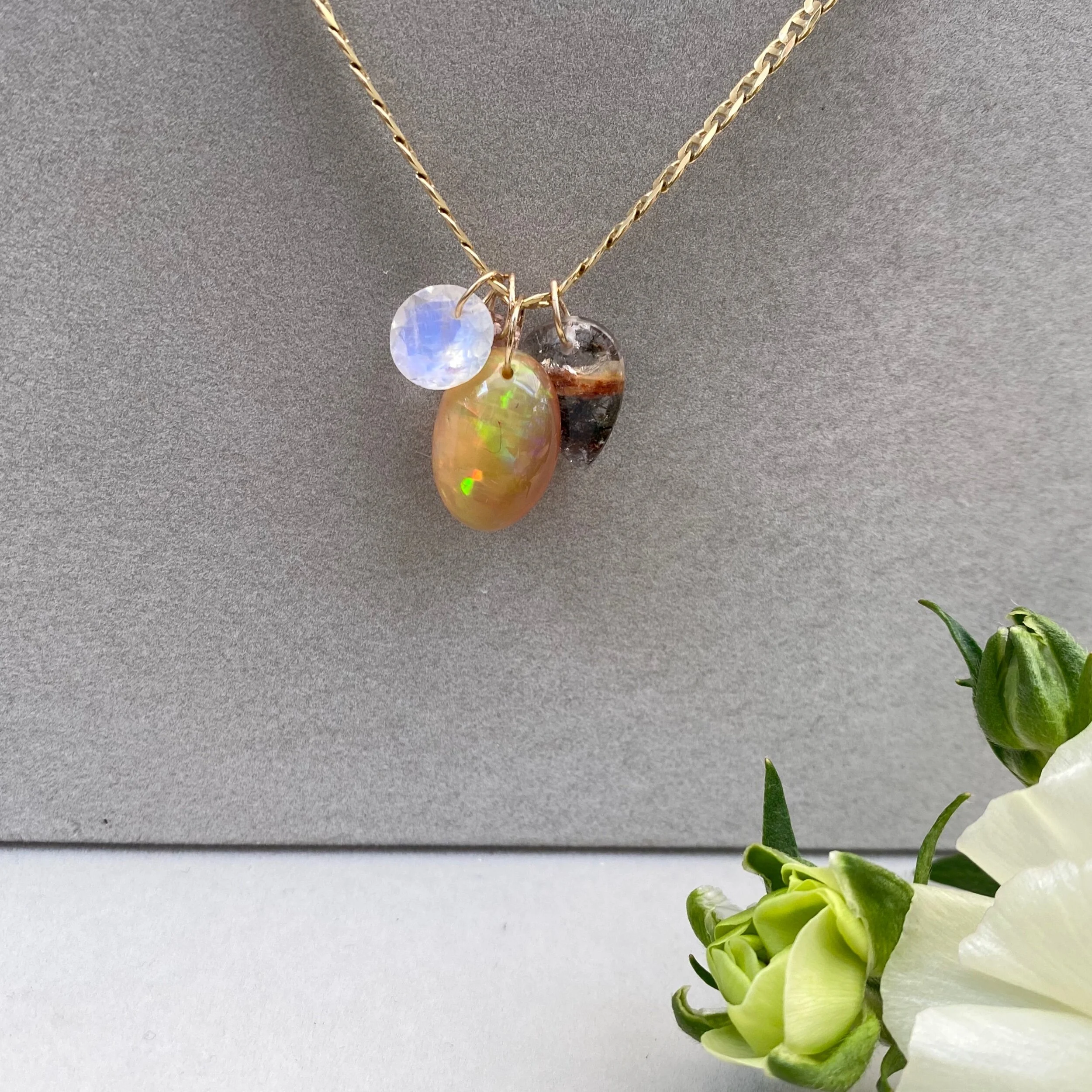 B02B5D28-7020-4493-98B4-0AAFFA800994