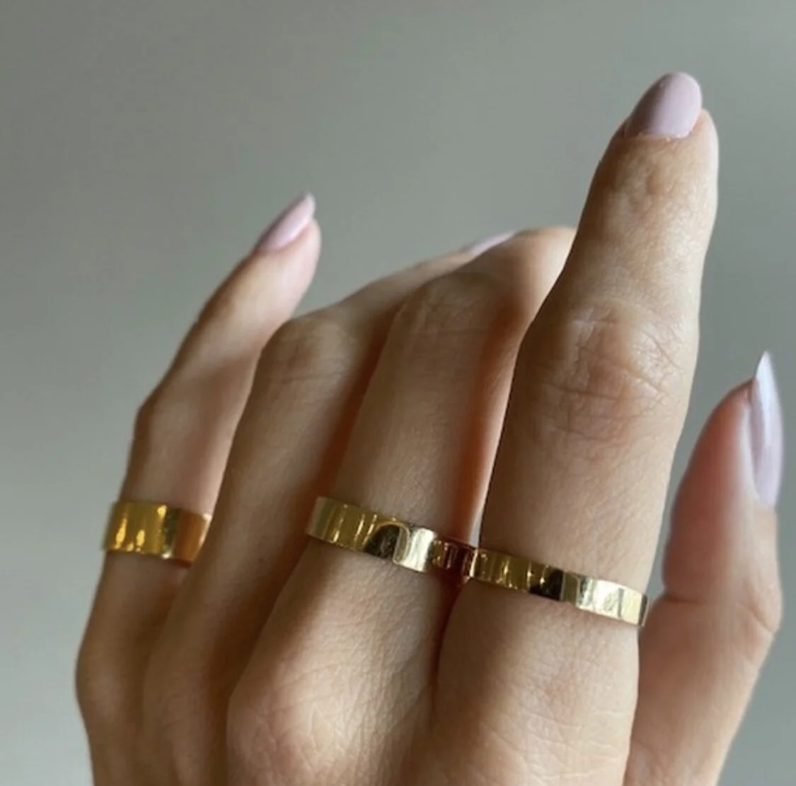 25F551F3-480C-428F-8C59-8E3189B0F440