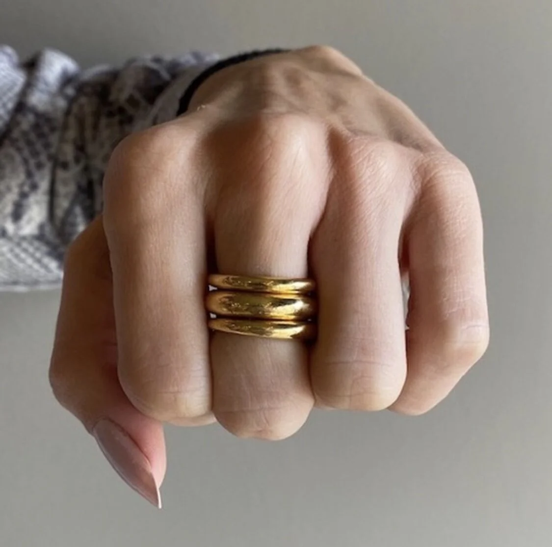 270AD7A7-0E10-47B5-9B8C-8C016021243B