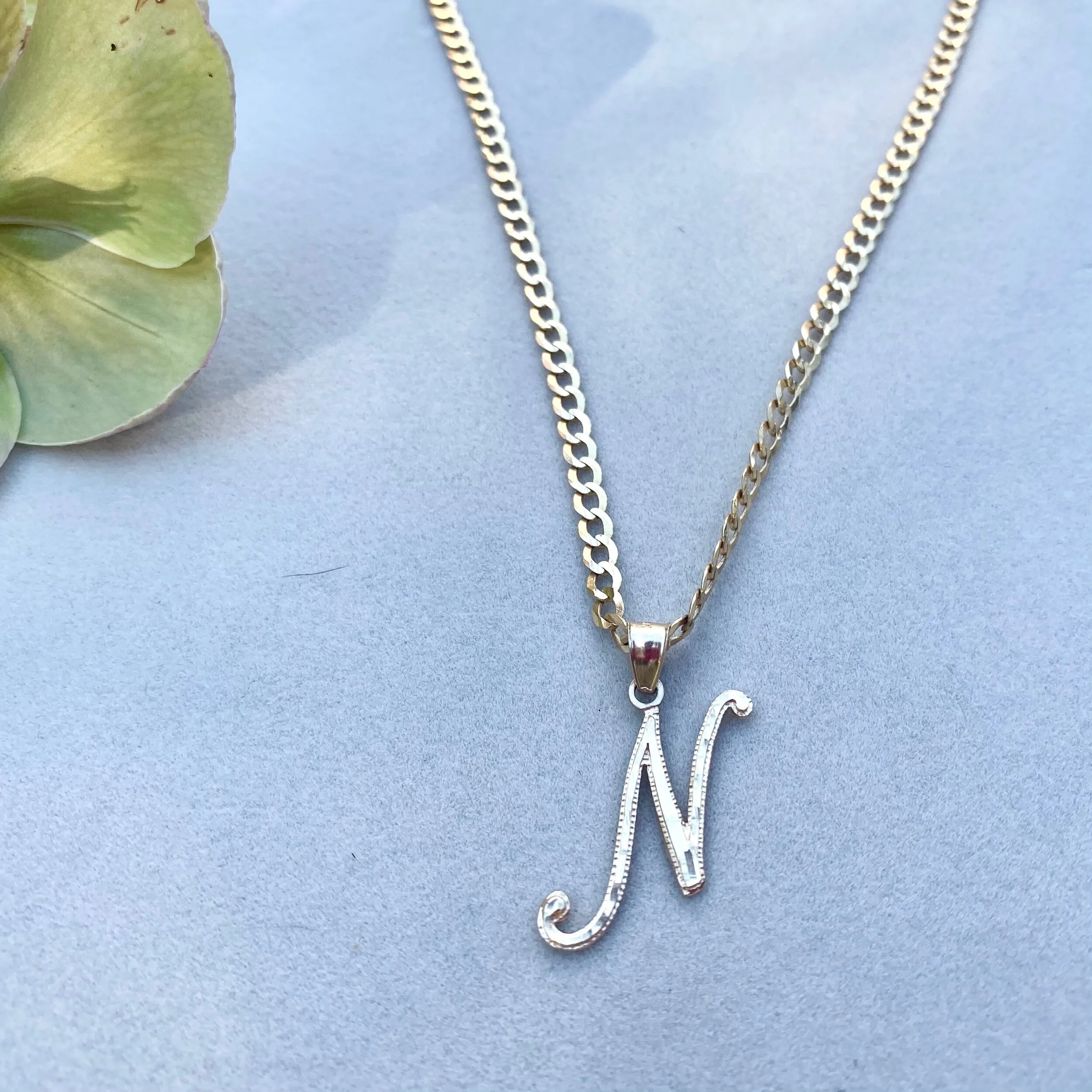 0AA16DB9-CB04-4648-898E-C97DE7635905