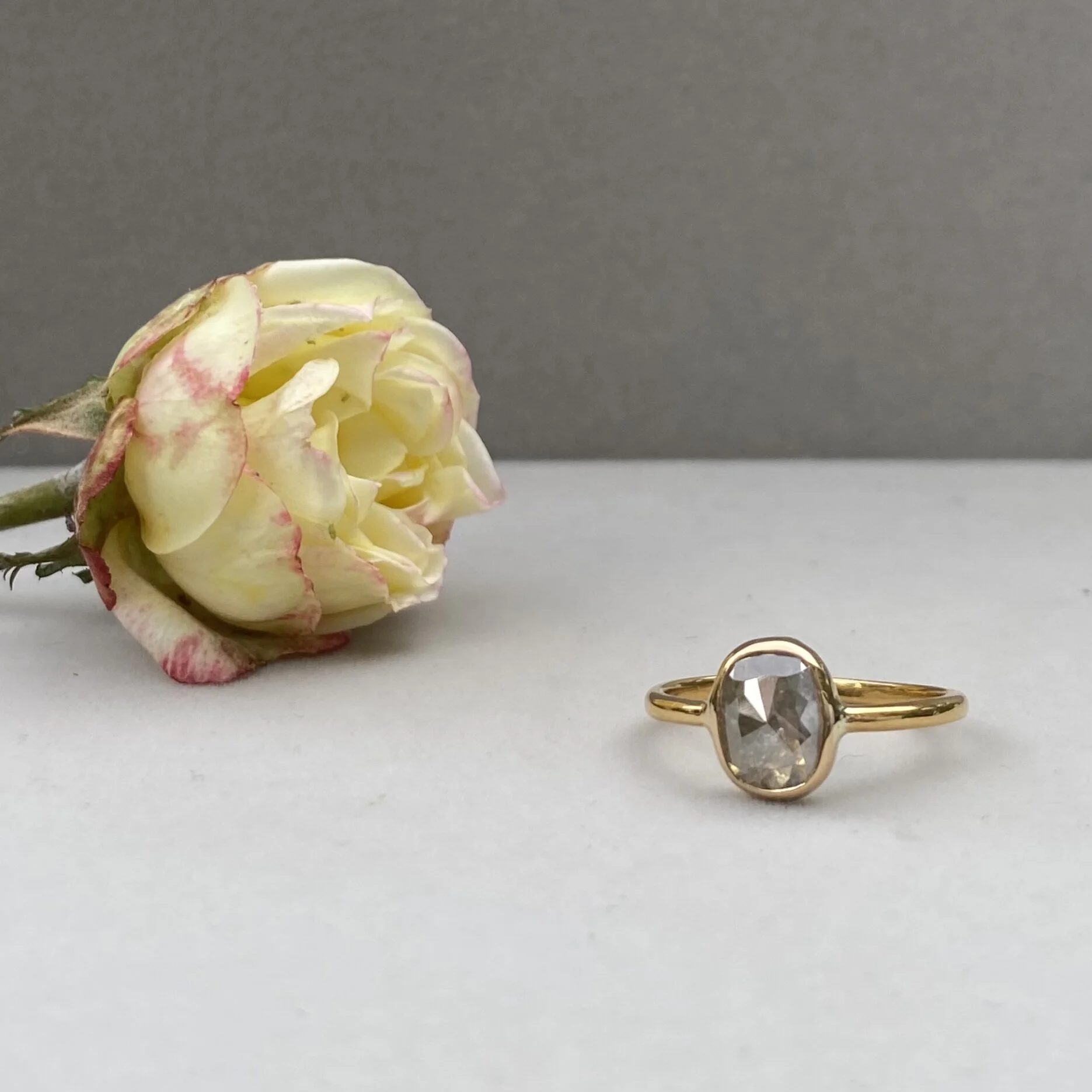 AF552E7F-2B1E-456E-96CA-F77748C79CF5