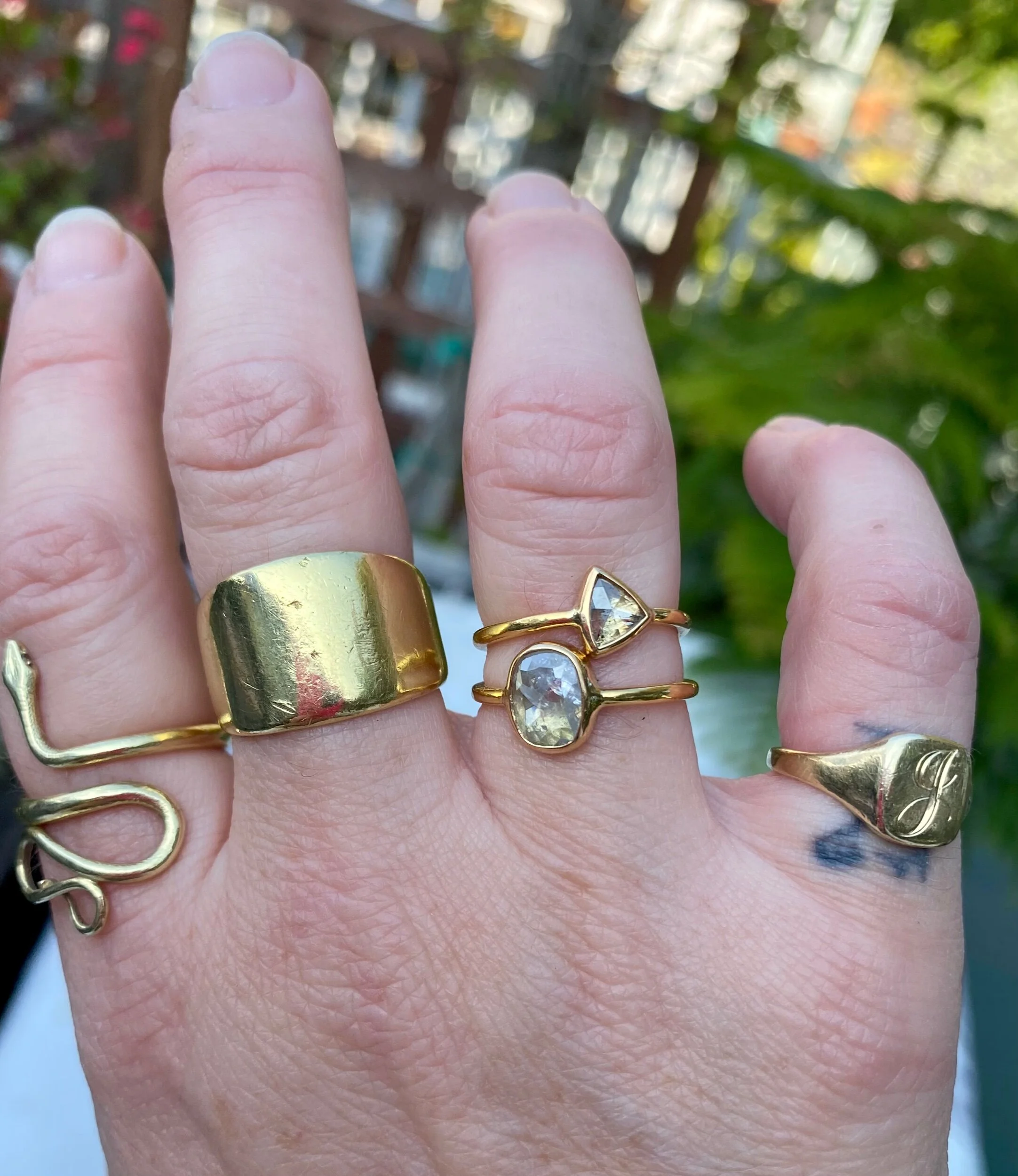 5C52E027-4819-4487-B1B0-111C0E8C5C66