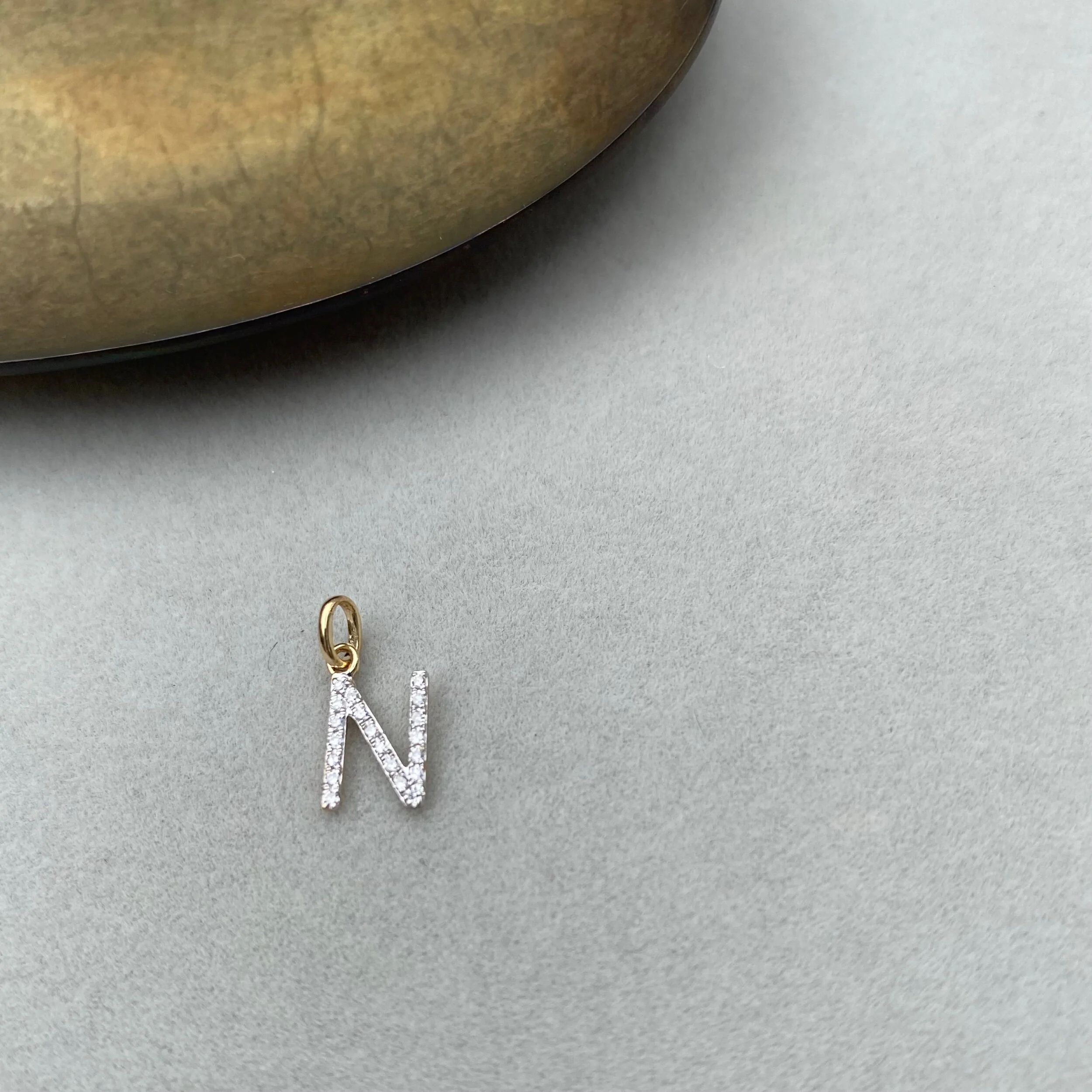 21616923-9F7D-4FFE-AA63-494D707DA8CD