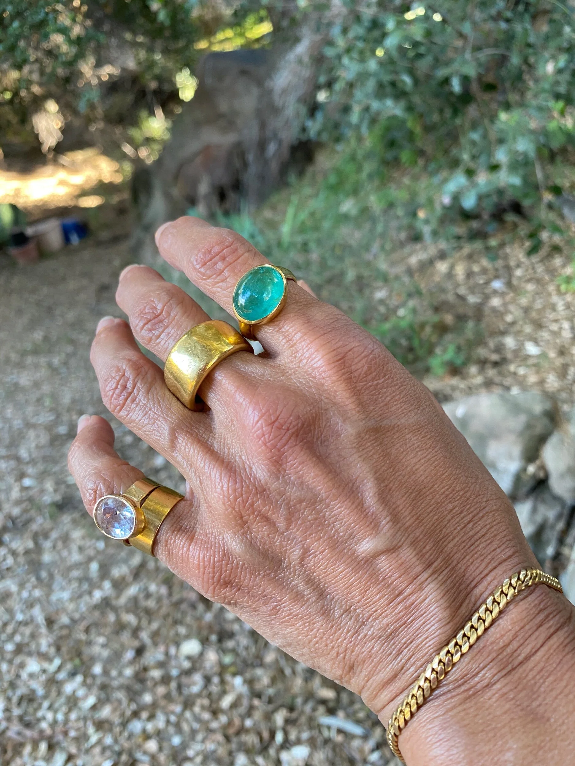 E79F8B26-0633-47D9-9351-7C7DCFF7292F