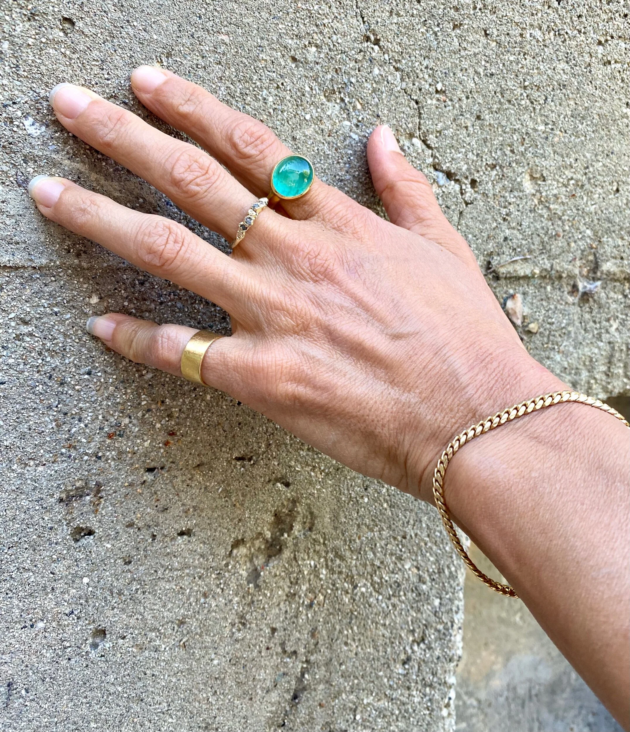 CFBFADF6-2C92-43F5-9EAC-8F112E66D663