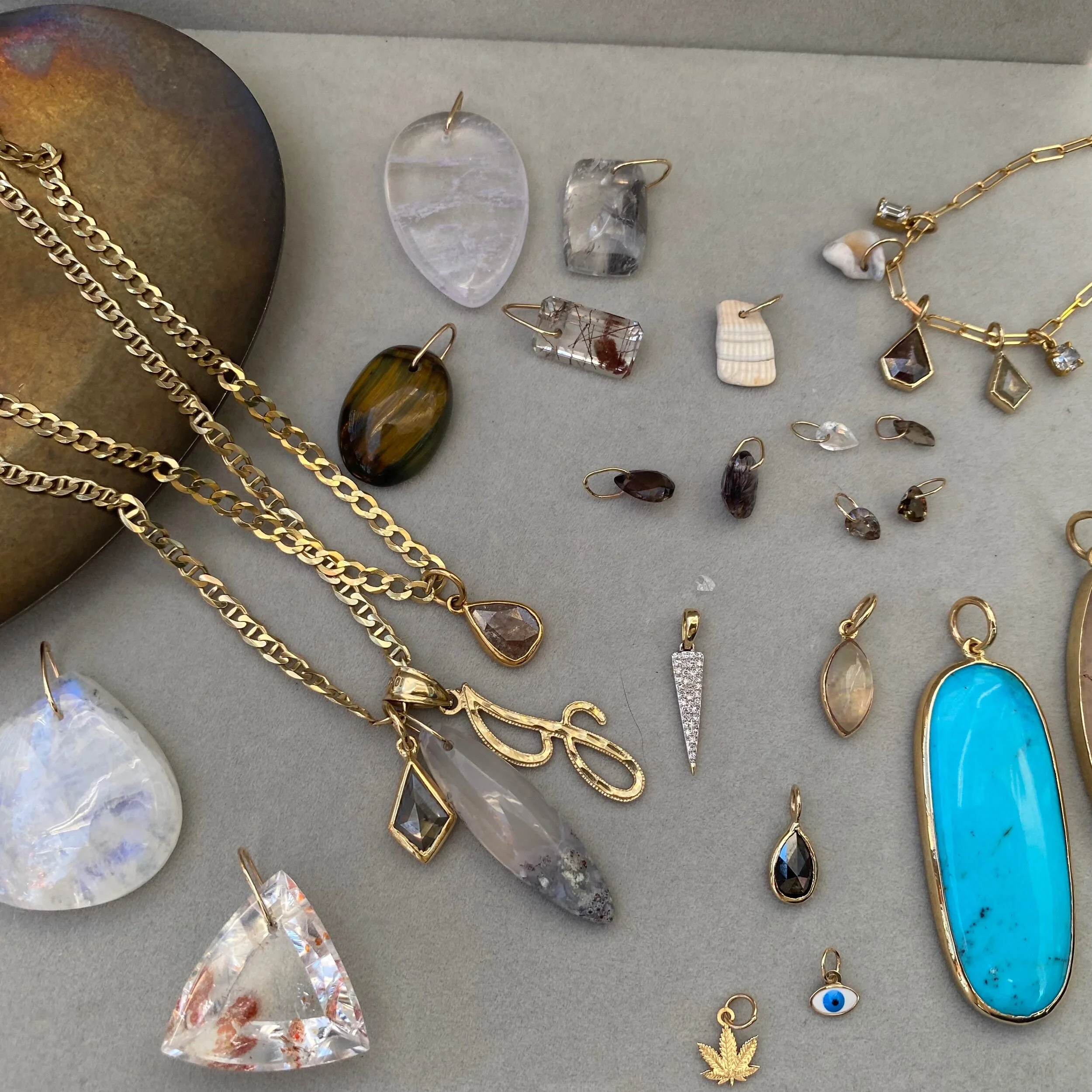 F718C03D-0317-4C93-9AE6-A897DAB7F93C