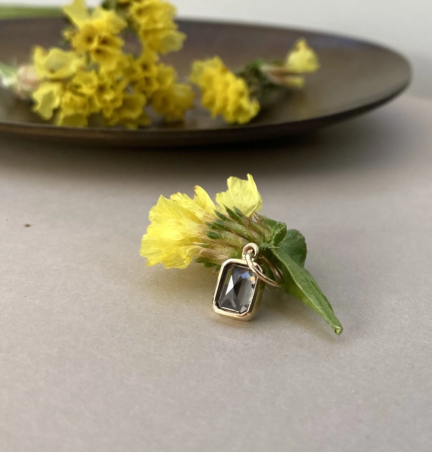 D8D498F1-1C65-48A2-A3FE-495BC4633ABC