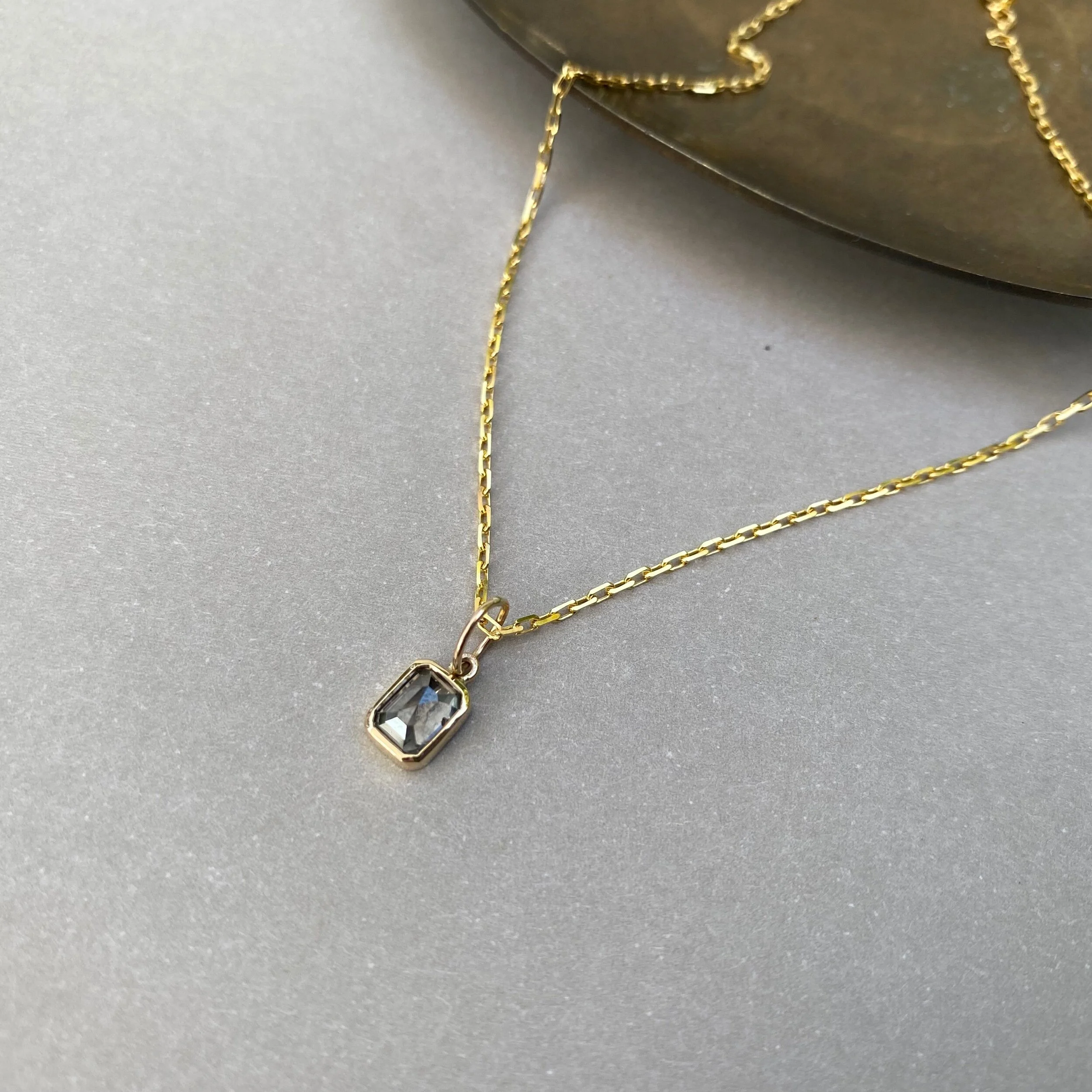 6F2BD929-84C8-43EE-ACF3-75C124F25FDE