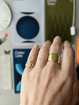 18K Classic Oval Signet Ring — JANA TURNER FINE JEWELRY 18K Classic Oval Signet Ring — JANA TURNER FINE JEWELRY
