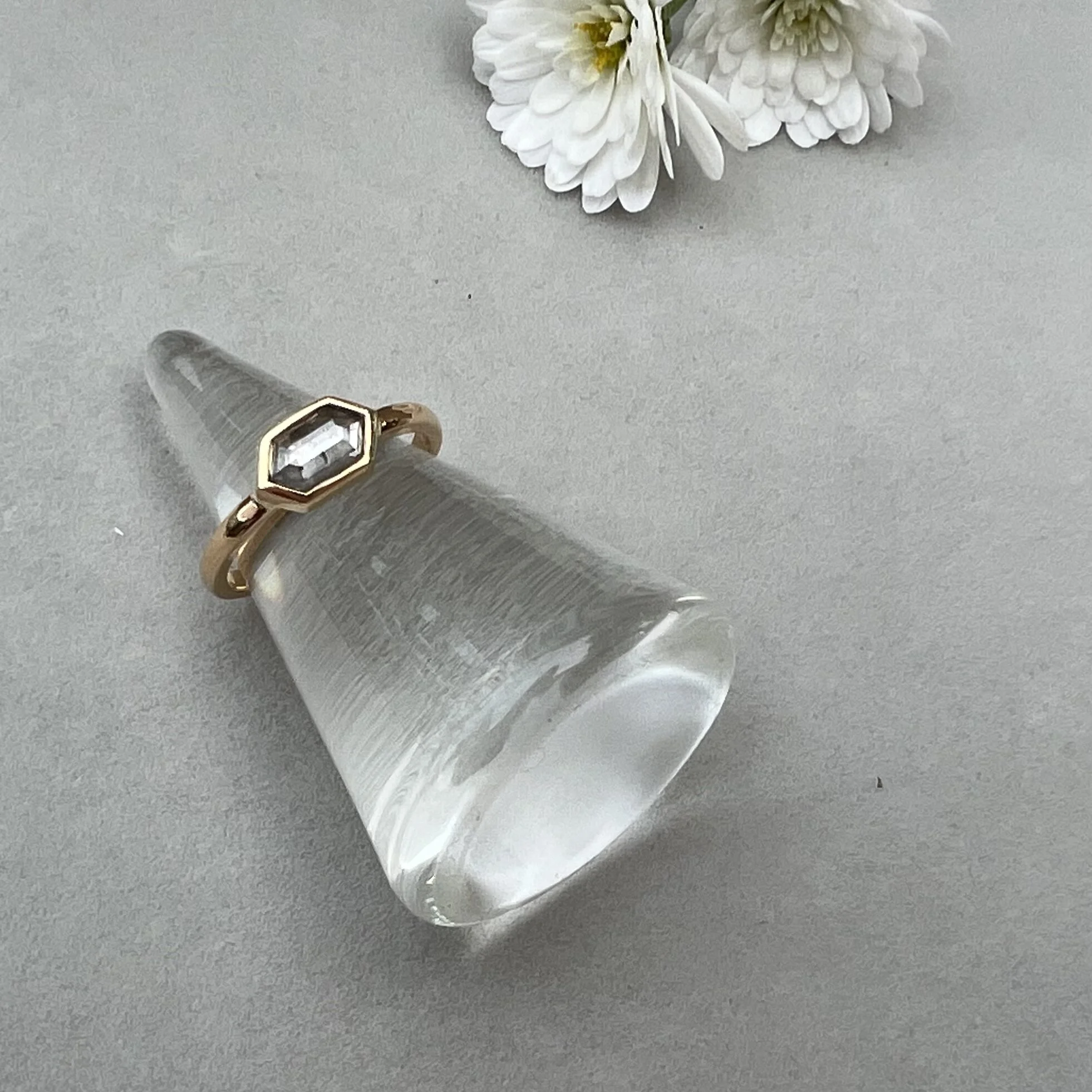 CF604D35-EF41-4206-83DC-F575B5803119