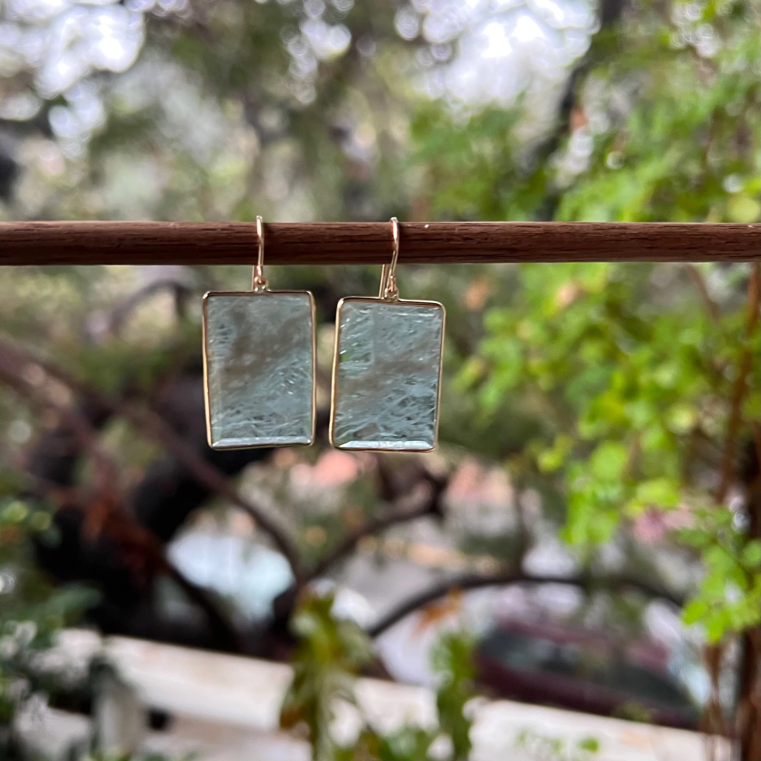 3CB5A2E1-0296-48C8-9A33-4A550143B60E