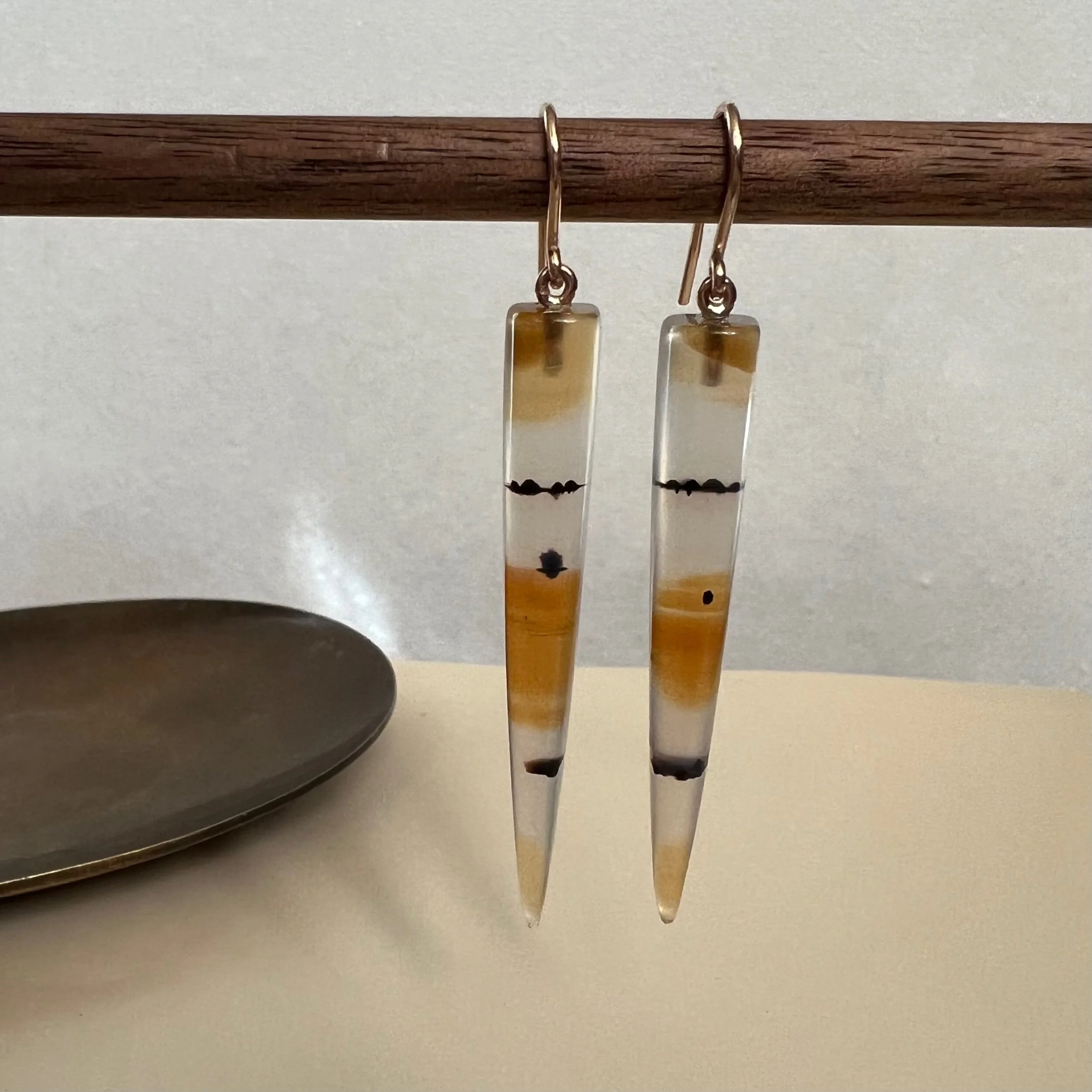 CAE124D0-3602-4C0F-AC95-F706A60D44DC