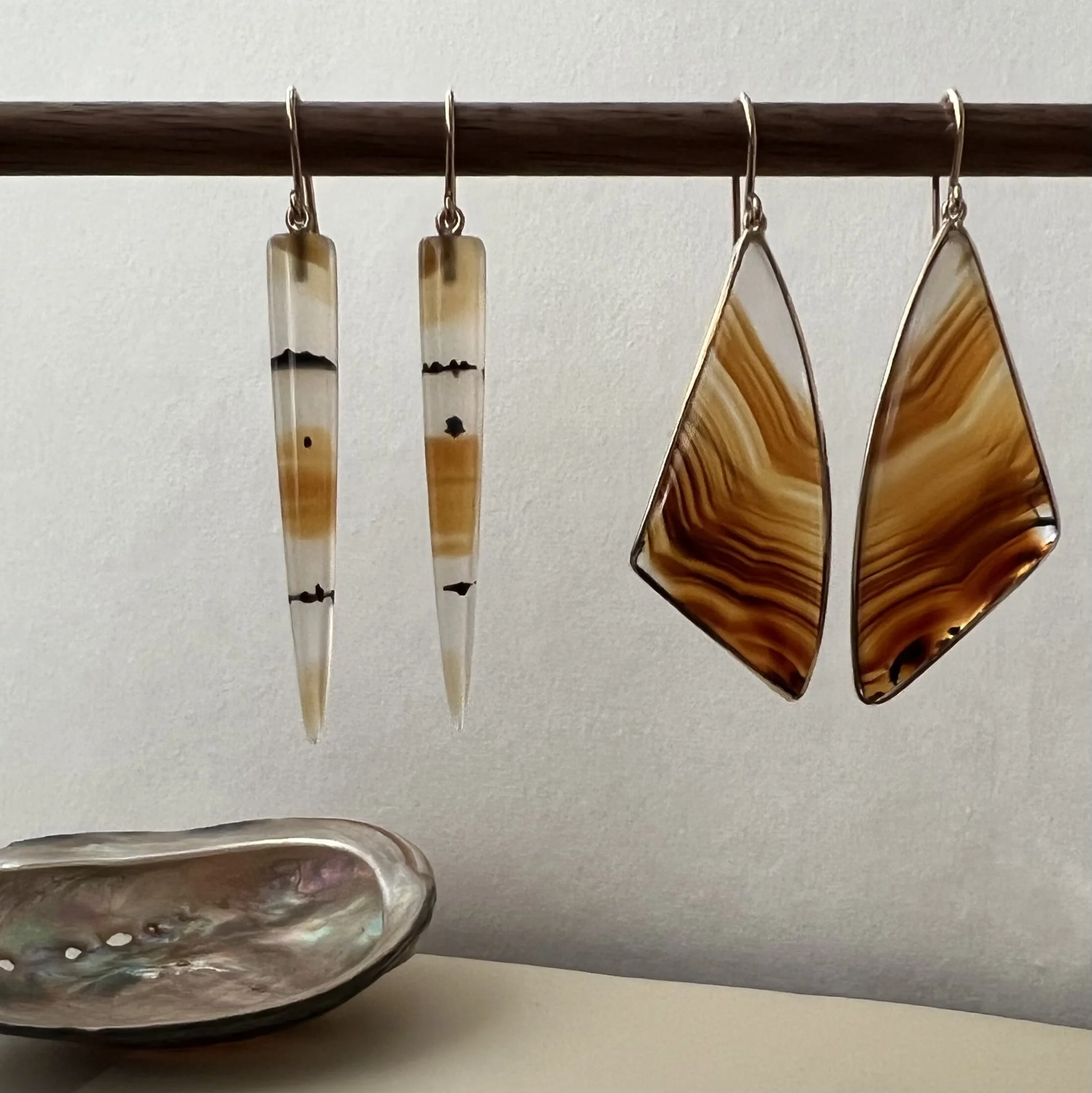 37D24928-031E-4013-B4A7-033FDAEDB309