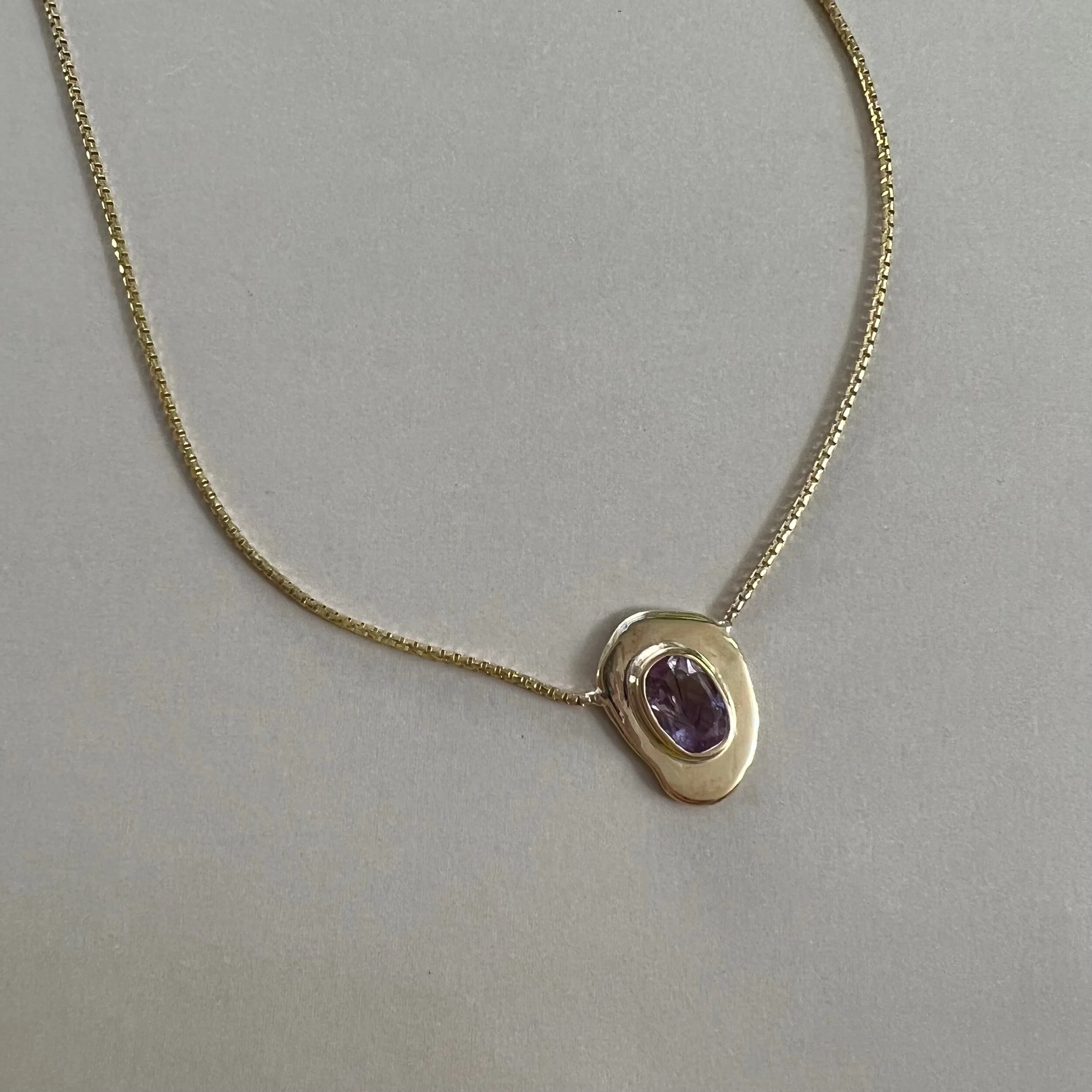 D6EBD31E-66C0-4919-B6A2-E4D06358F362