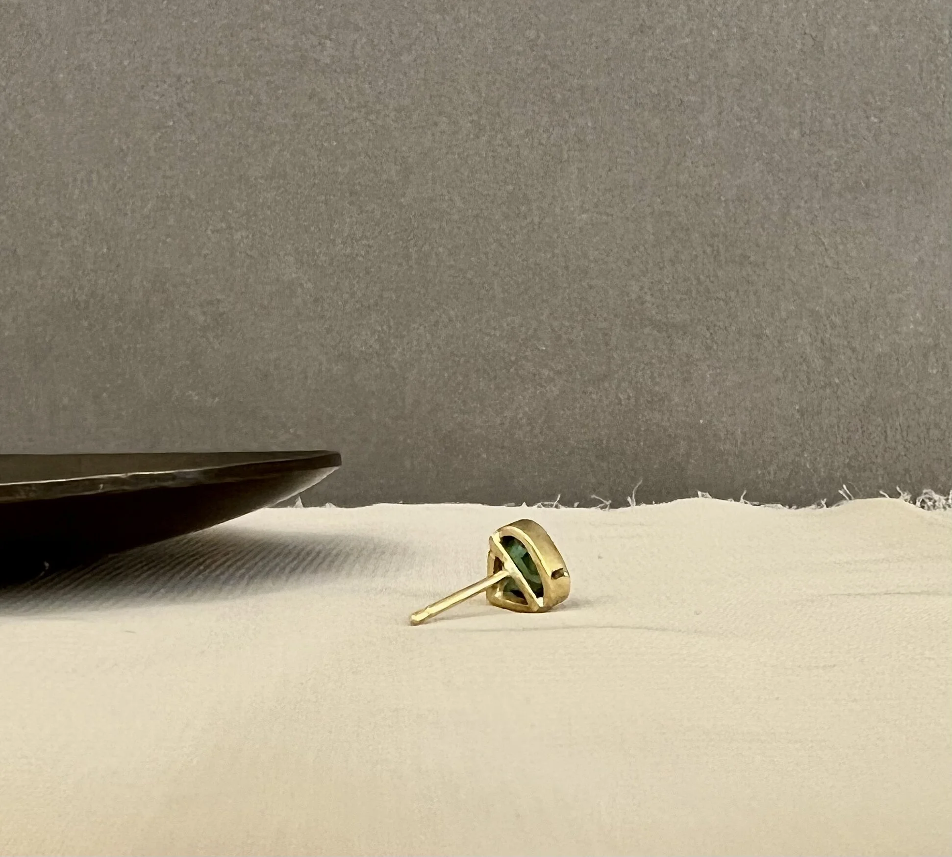 B3EA67CA-996A-41F9-AFE7-319EFC2D9C3F