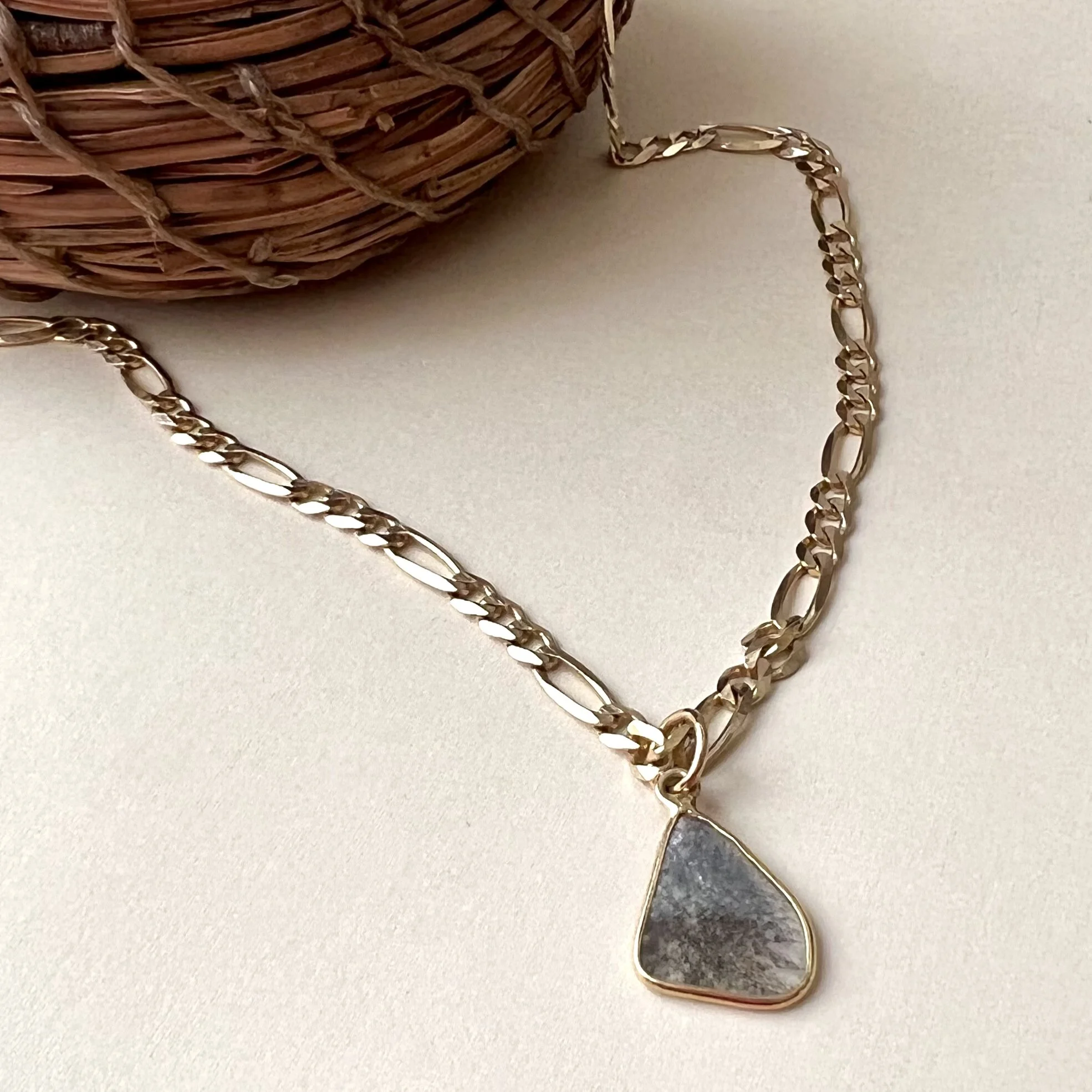 63445B64-B873-4CB0-8094-AC4D7BA65ED2