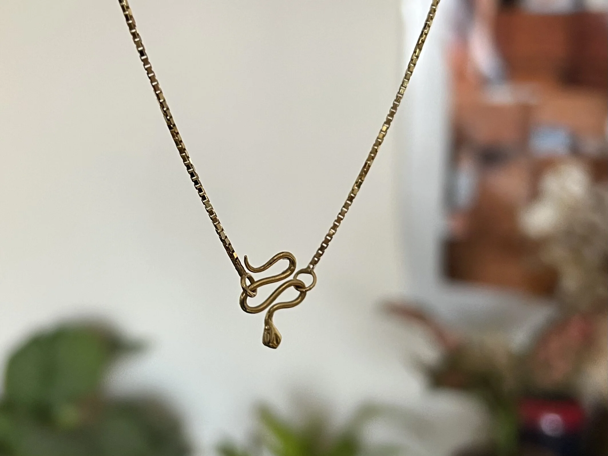 B1929F86-40DC-4A0F-BC16-B2AABCDE4CD3