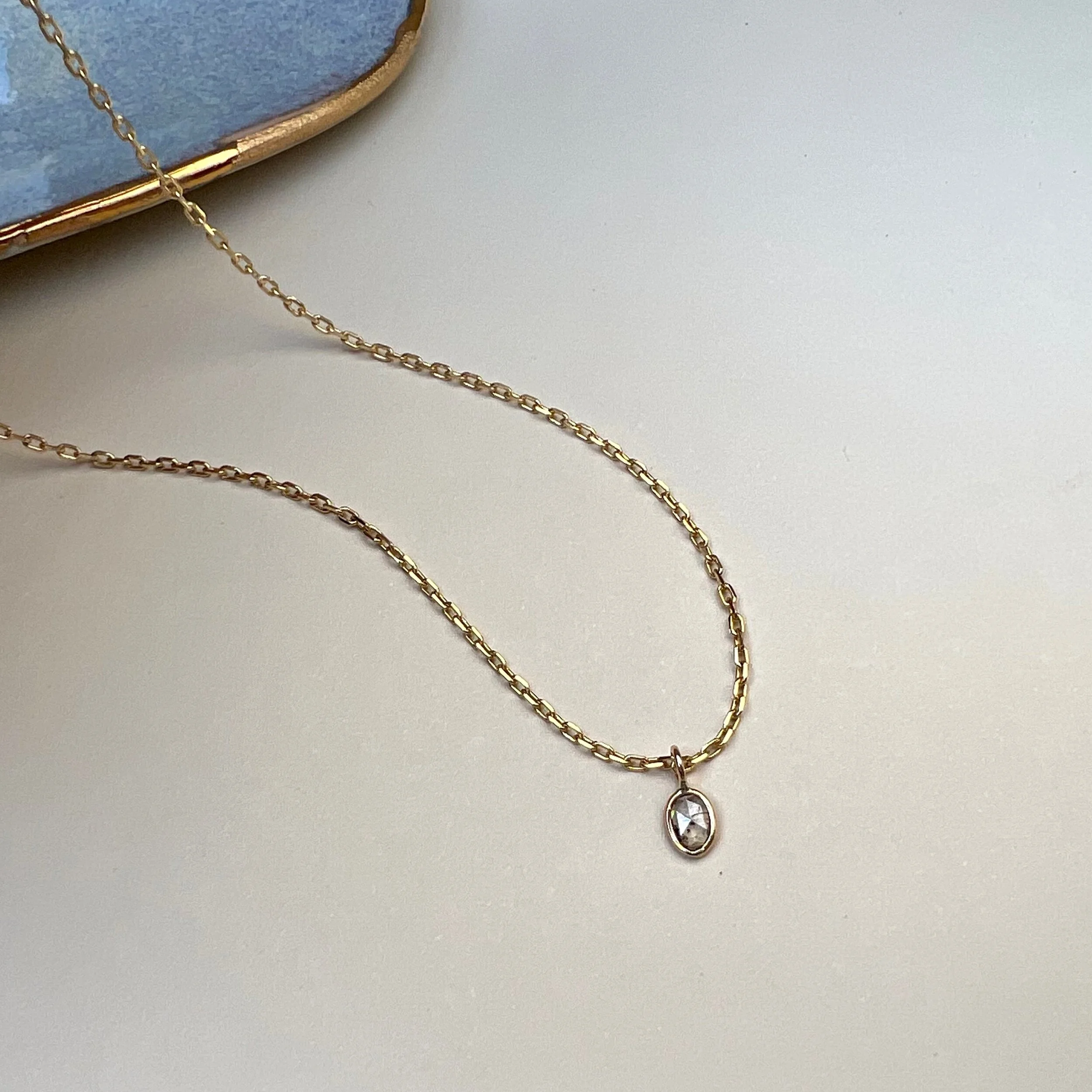 C5D6FE3B-E558-4322-B6B1-B8073D446105