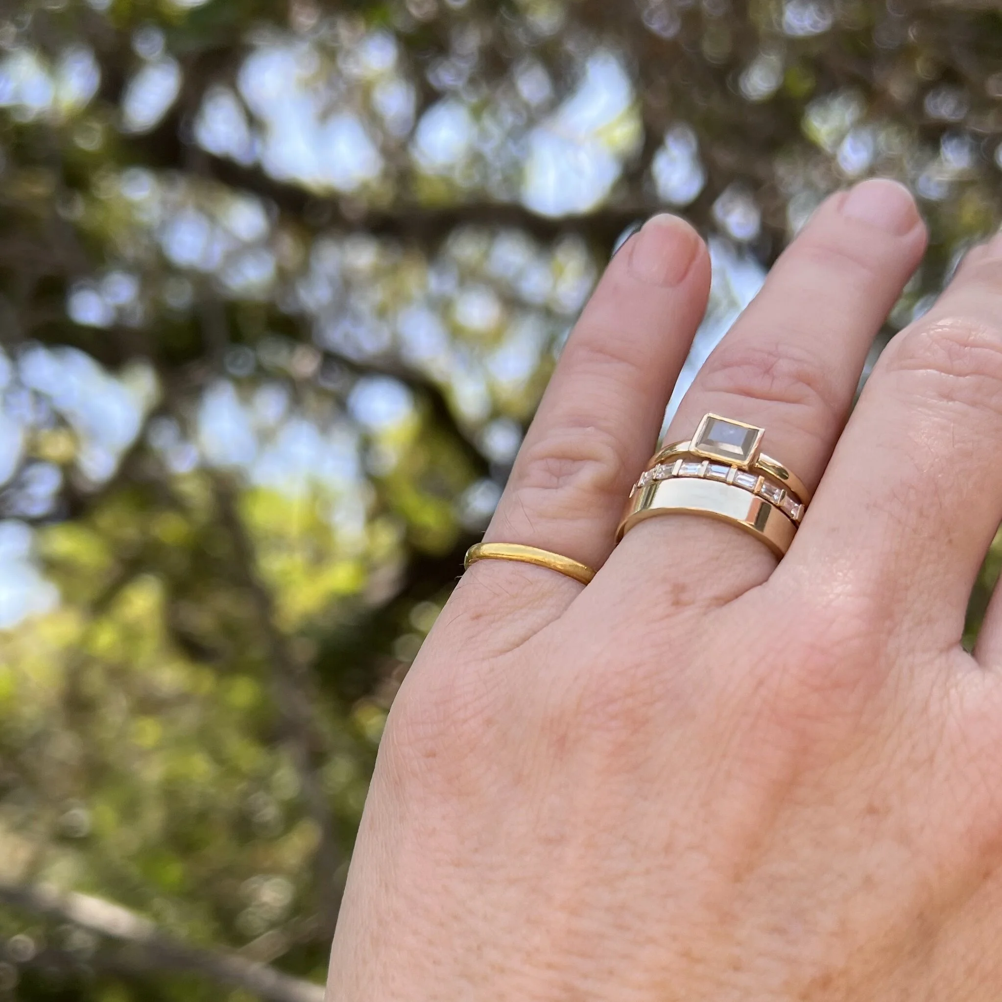 A40BF560-D201-42C4-92CC-240DD1A41549