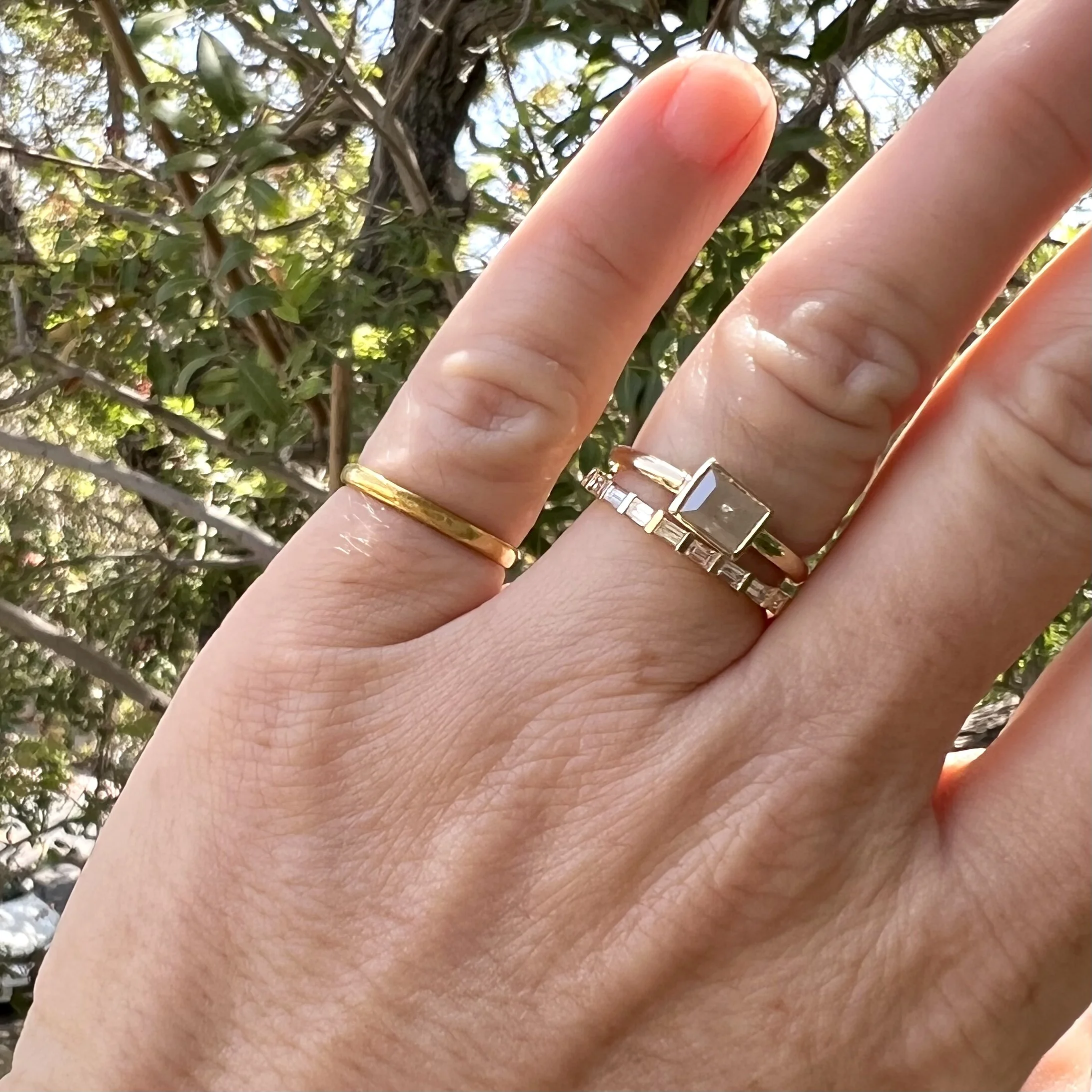 F65A796E-CCDA-484E-B3CD-73A71F345785