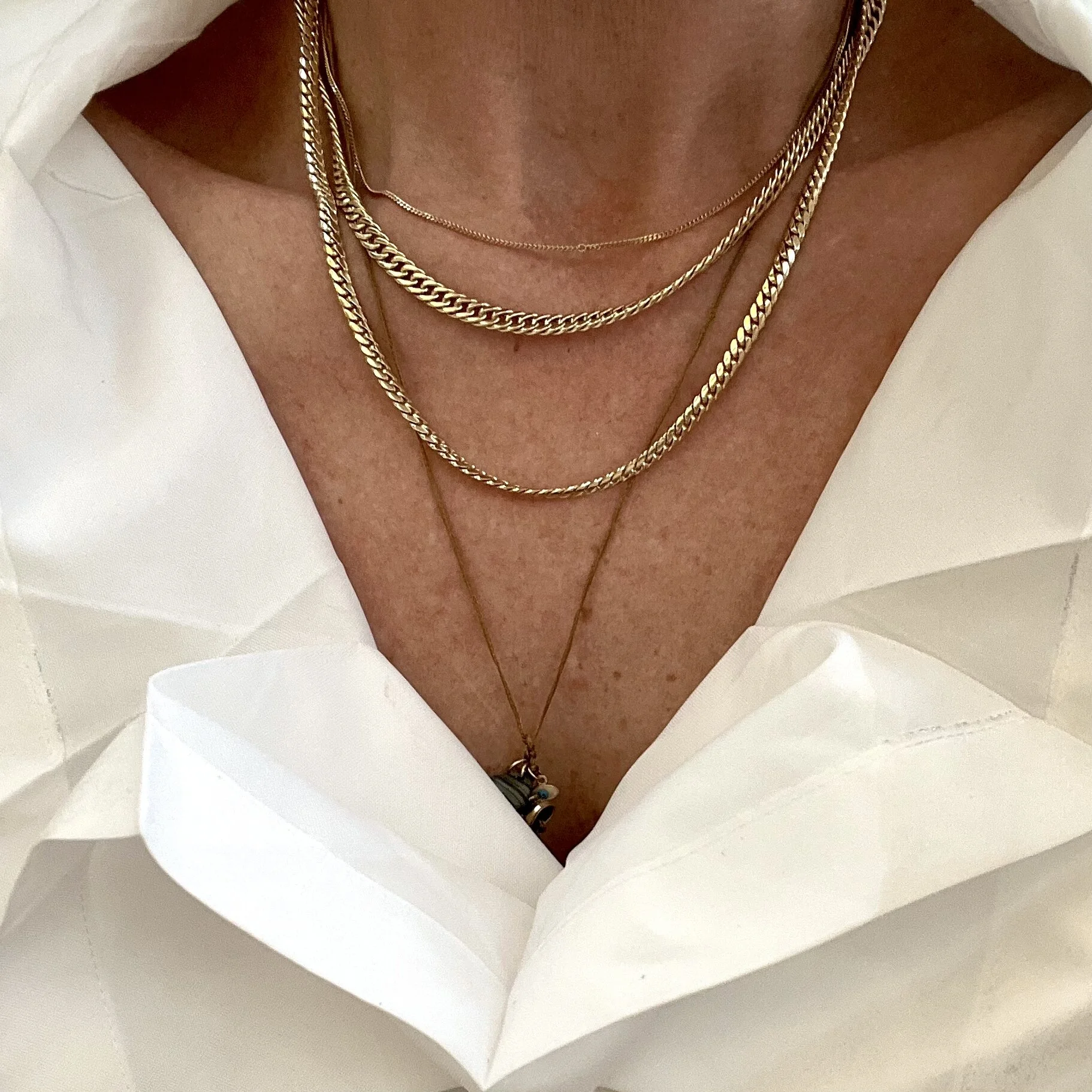 B99CD27E-6512-41F2-86C5-6EB363B581B9