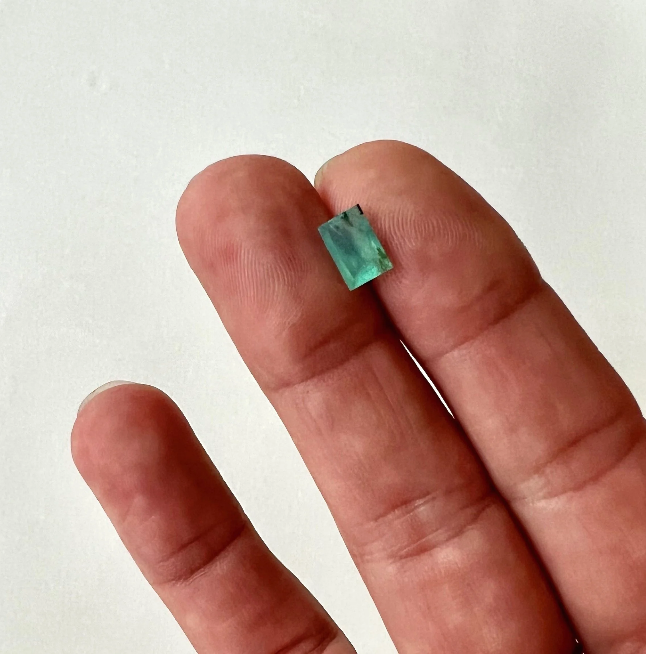 0F685D1C-94AE-42E8-AFBB-6C0E878039C6