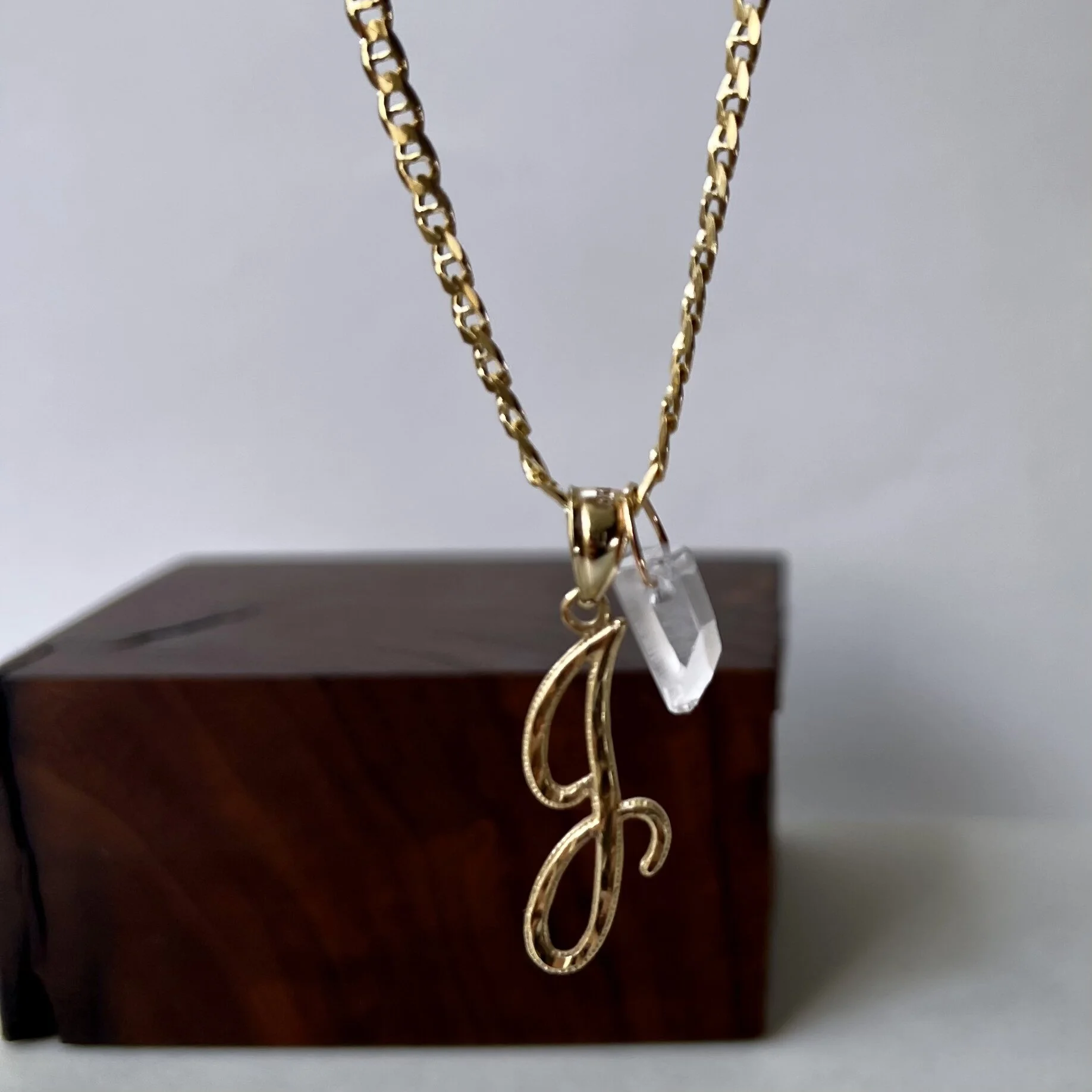 291D6B8A-9C99-4261-8DA0-26F686639C3E