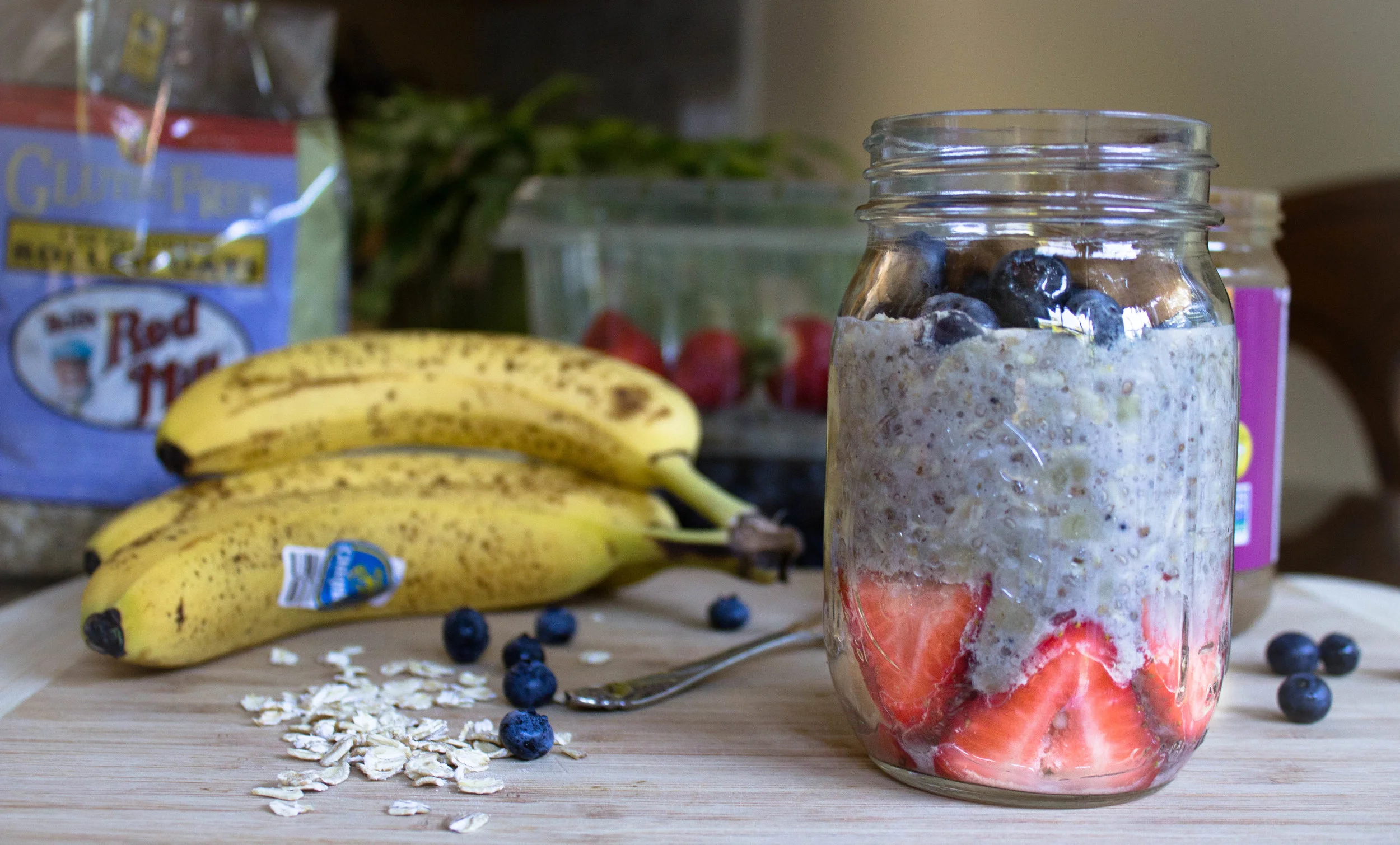 Summer Berry Overnight Oats