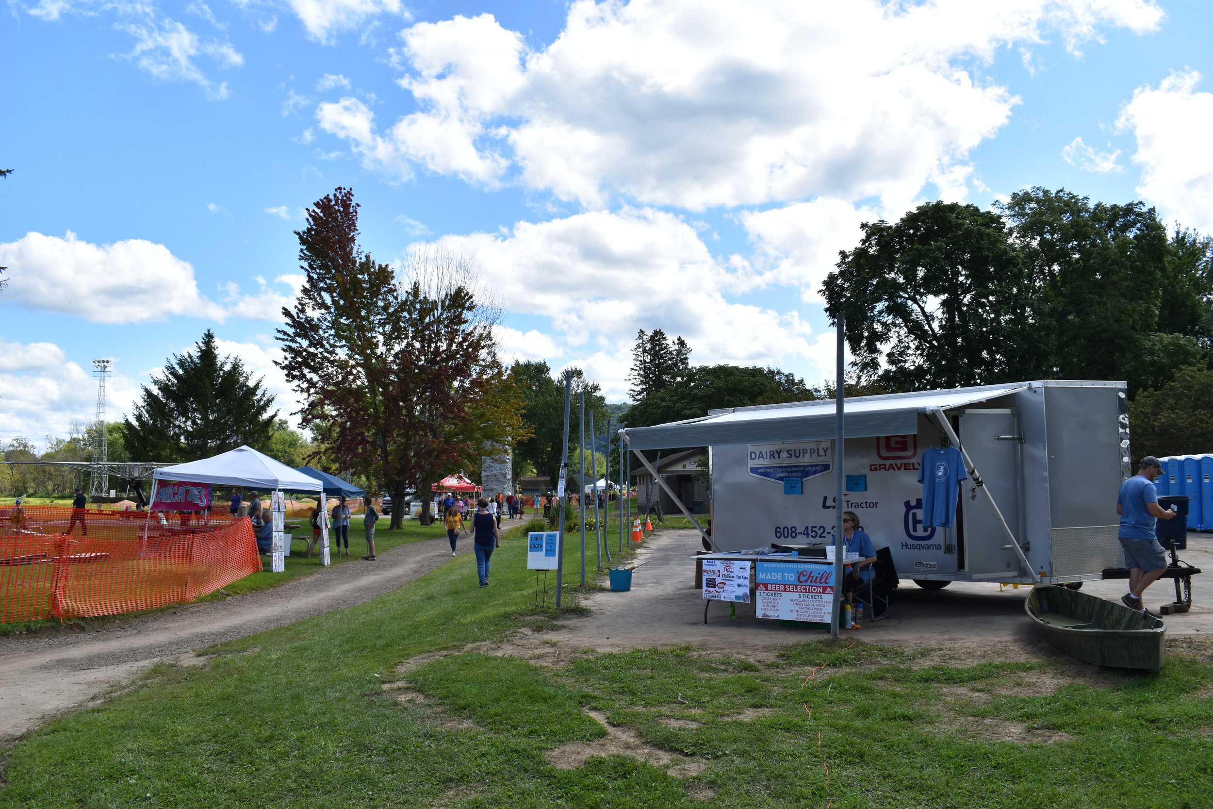 Coon Creek Canoe races return after 25 years — Driftless Now