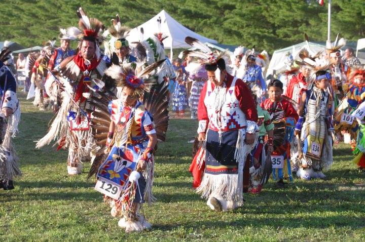 Neeshla powwow