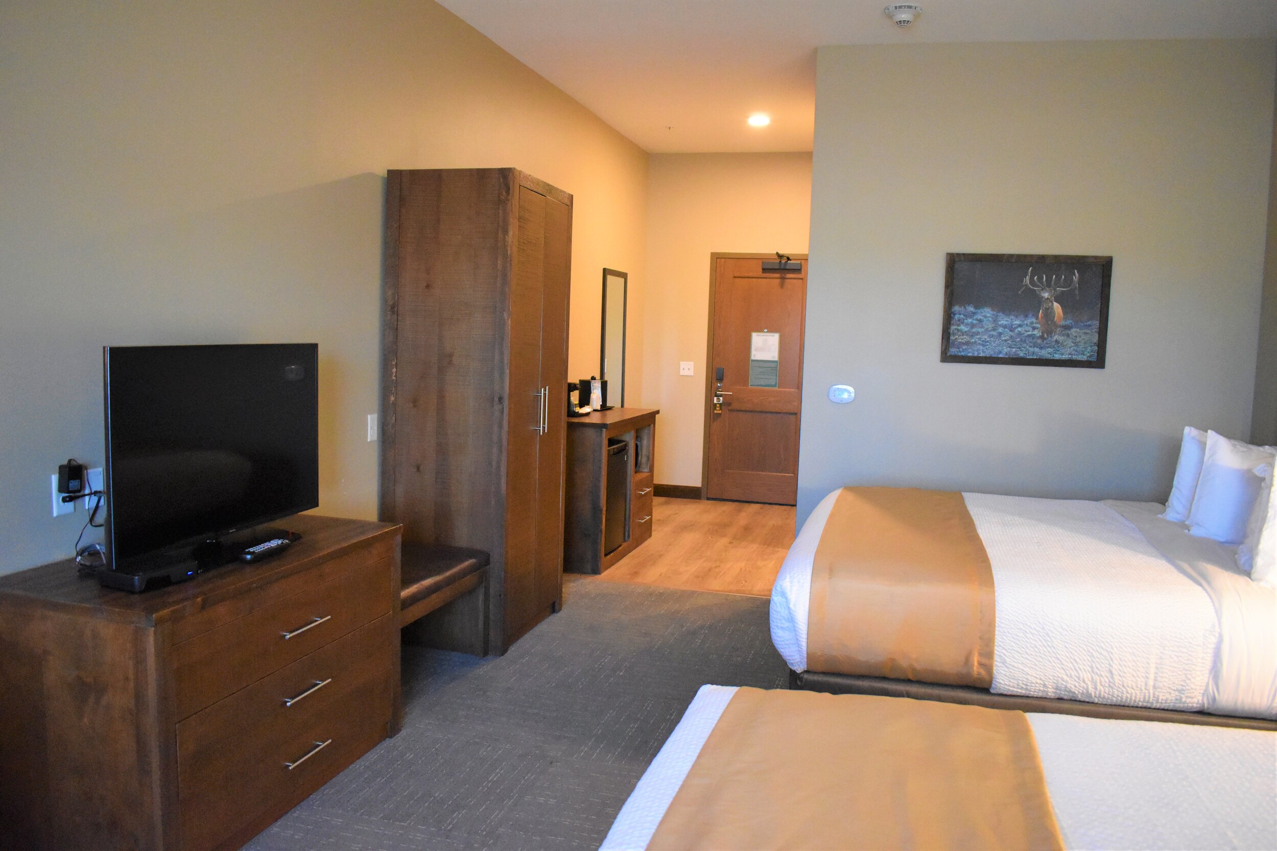 Standard luxury with king and queen size beds