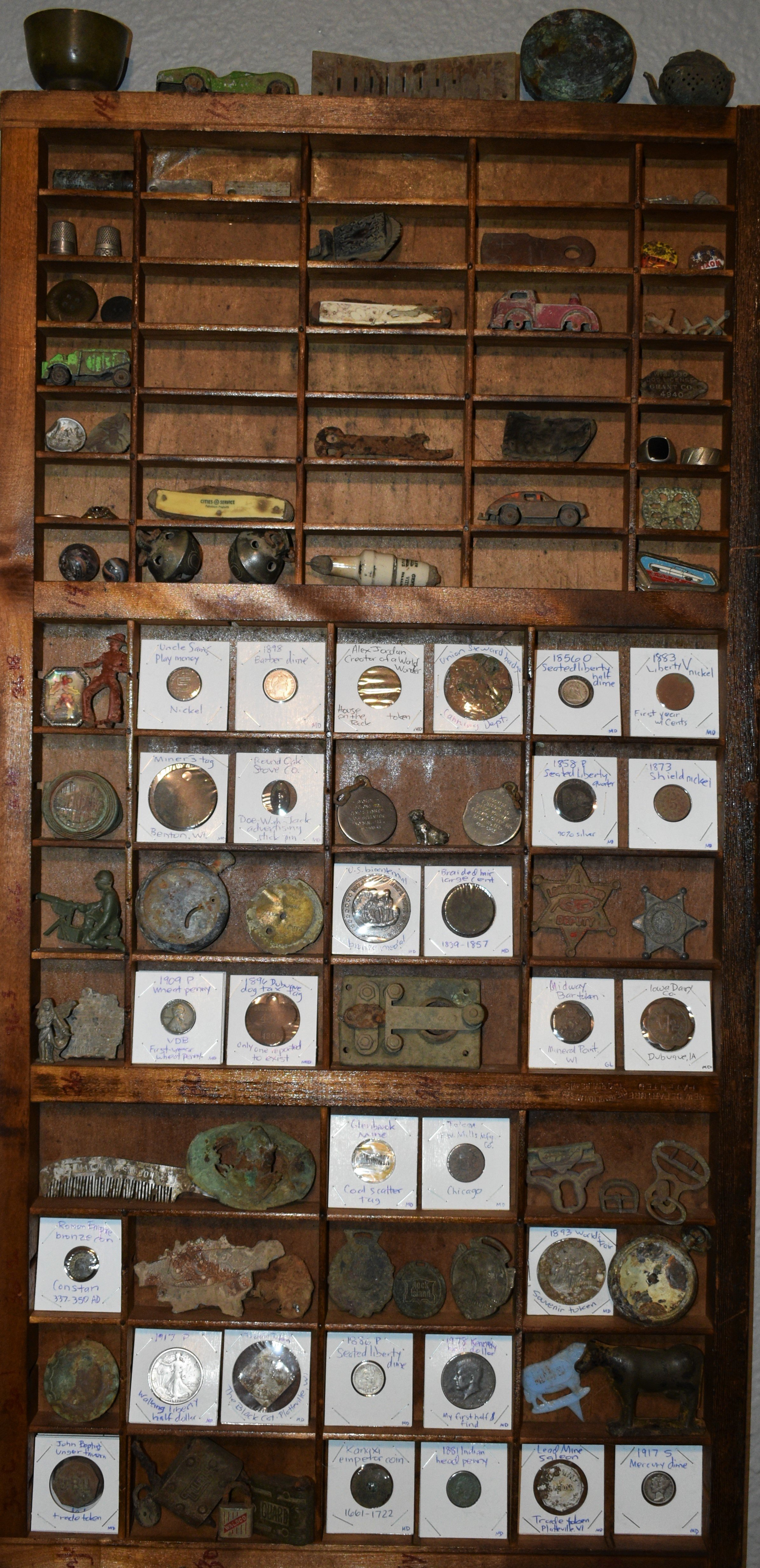  Just a few of Jim’s metal detecting history pieces. 