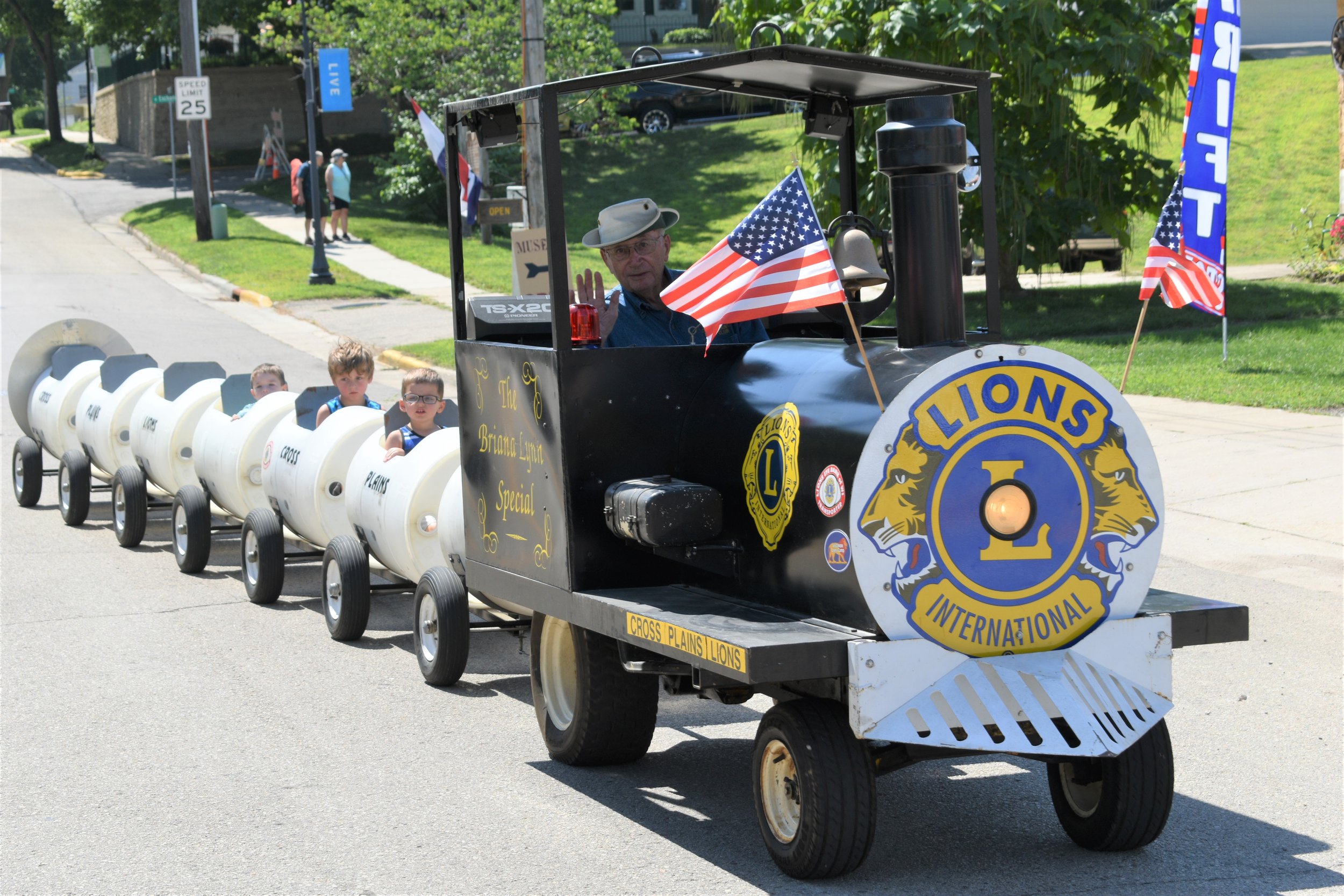  The Cross Plains Lions train 