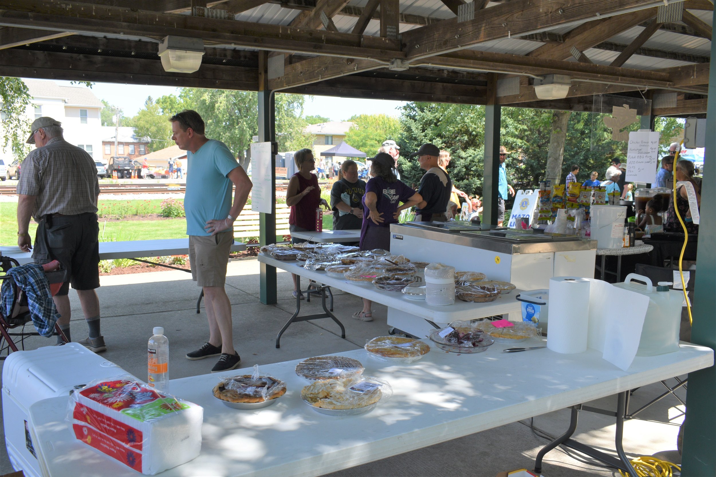  608 Community Kitchen raising funds for the Wolf Run Trail Alliance . 