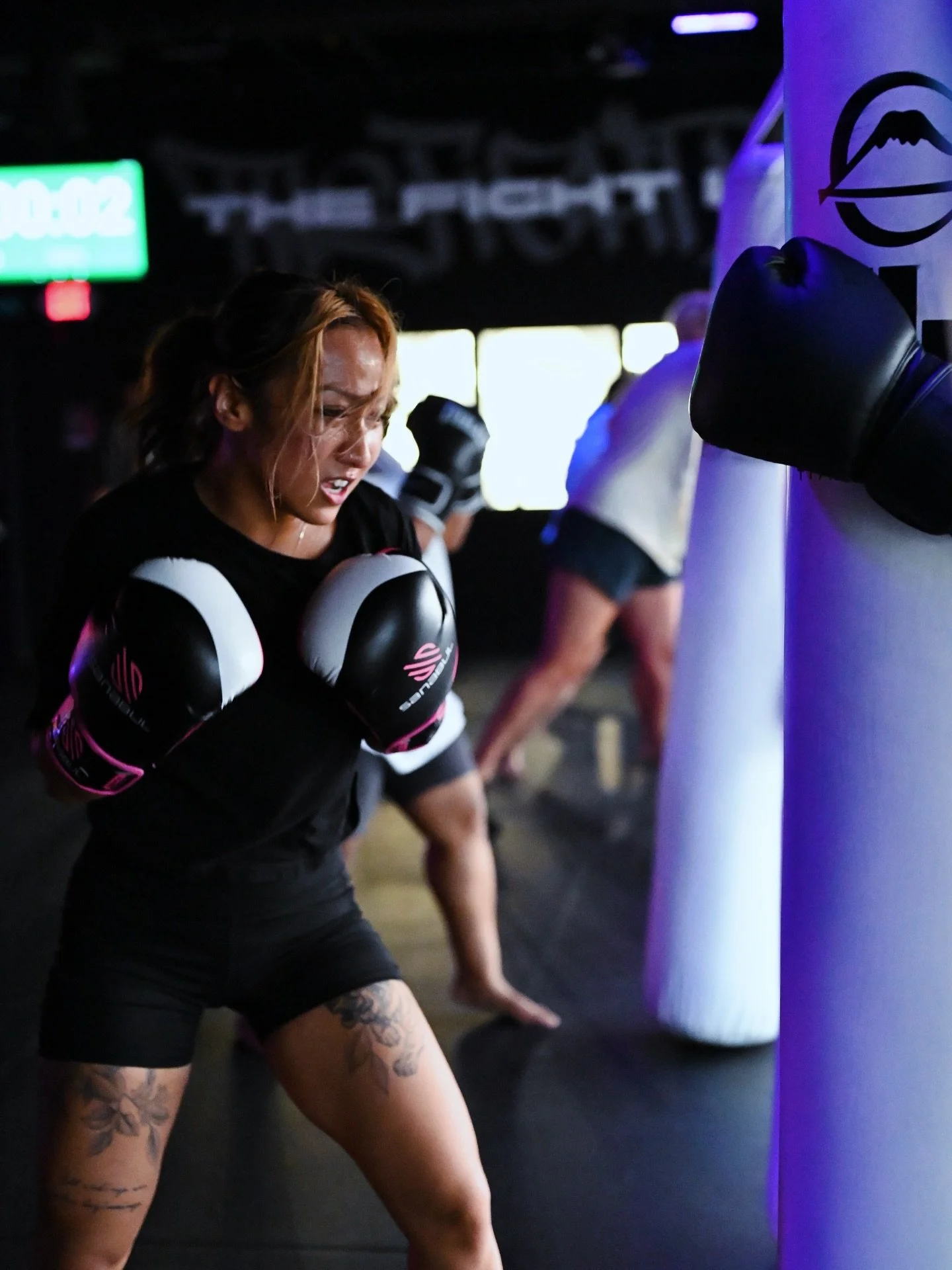 Confidence looks good on you 🤩💪 

Come box with us. First session is free!