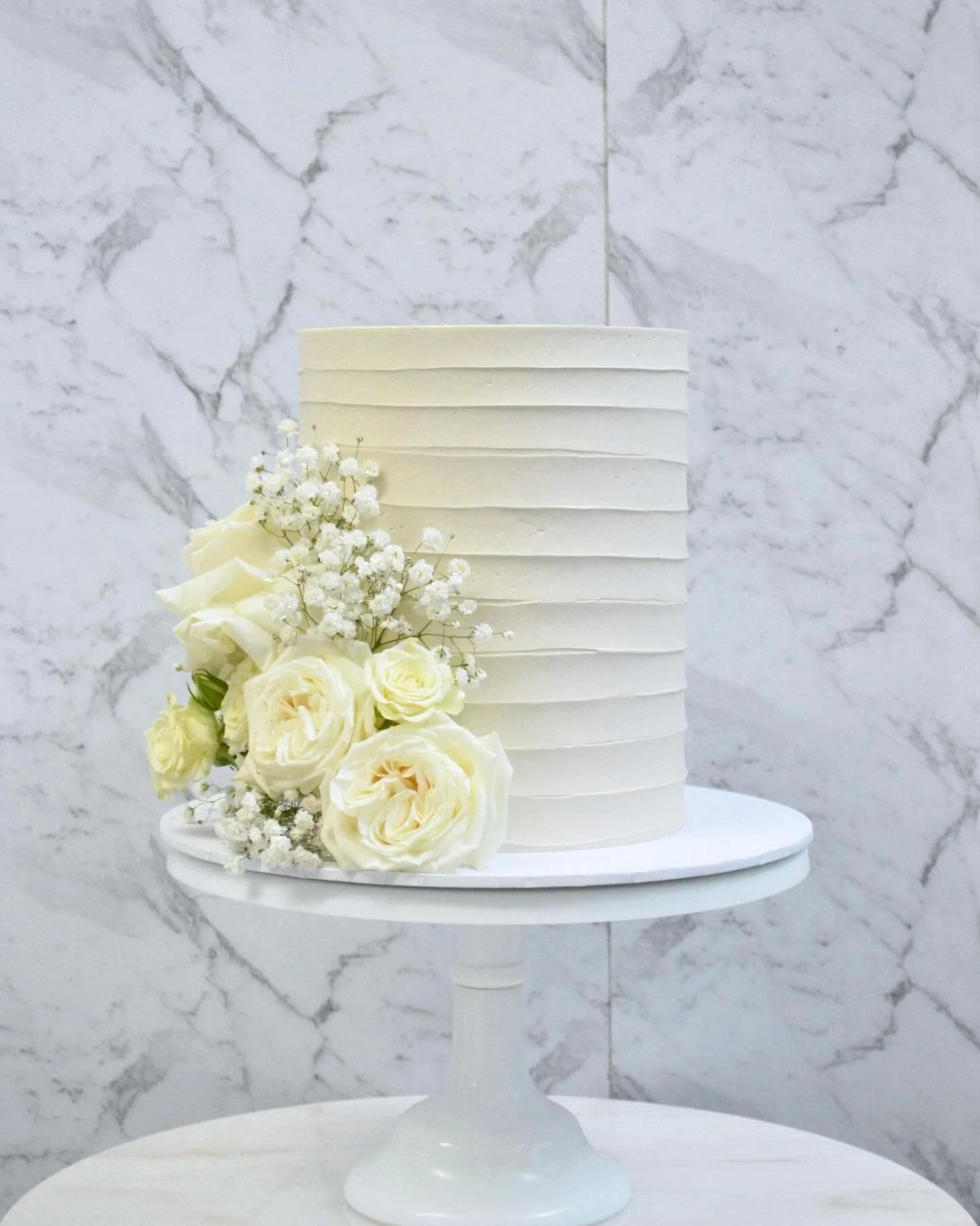 🤍 T O R N A D O &amp;  F L O R A L S 🤍

Flowers by @werribeestationflorist 
.
.
.
.
#cake #cakes #cakestagram #cakesofinstagram #cakesofig #igcake #igcakes #cakesofinsta #instacake #instacakes #instagood #instalove #engagement #engagementcake #melb