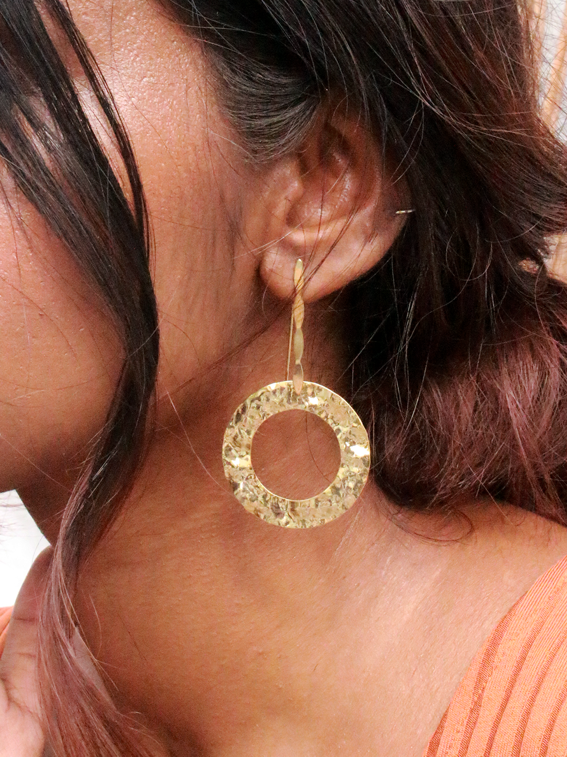 AlmedianEarrings-CloseUpModelShot-1.png