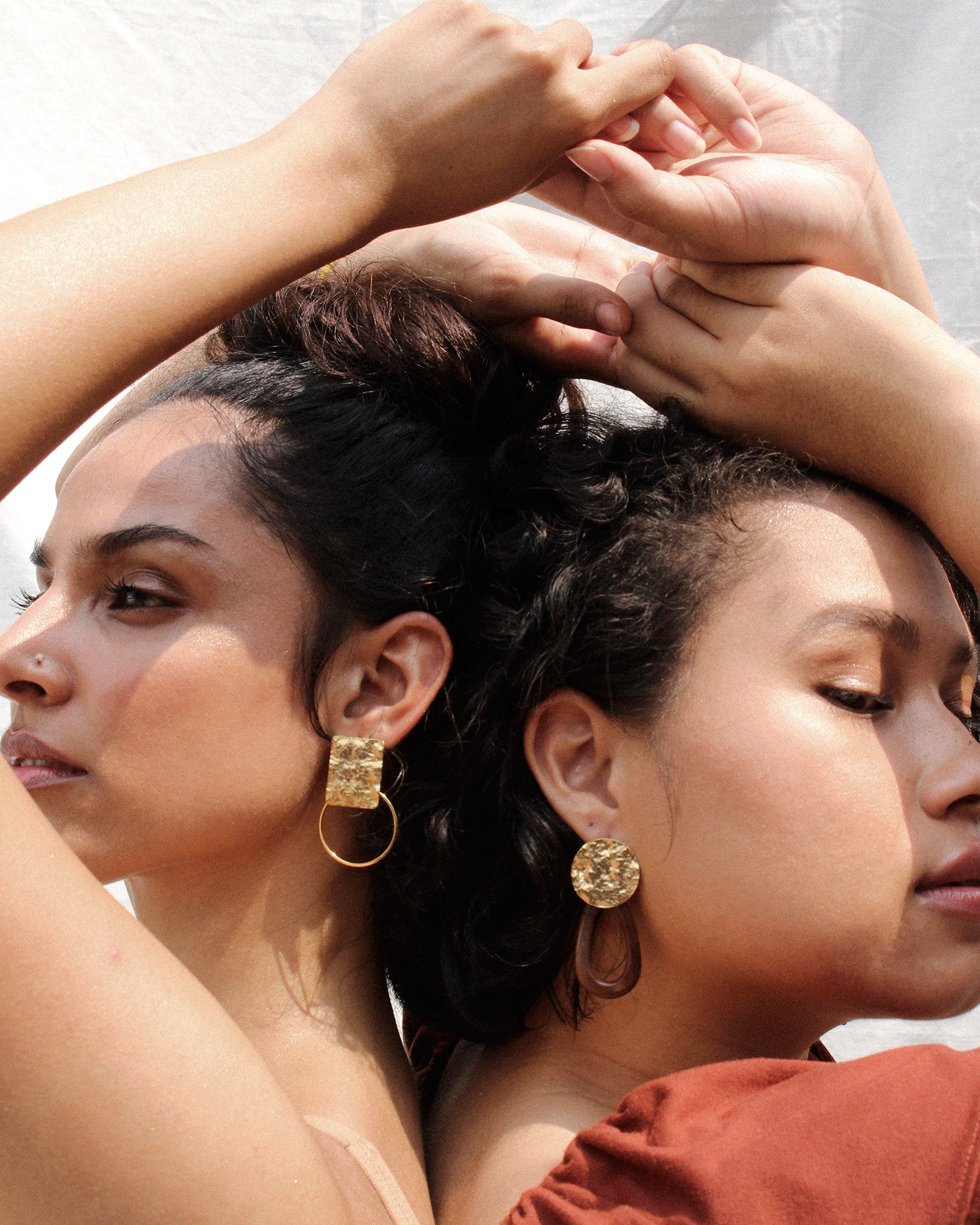 Earrings-GroupModelShots-1.png