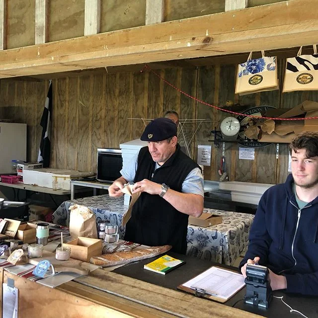 Good morning Auckland, if you are down at the @clevedonfarmersmarket stop and try our delicious @lauthentique_charcuterie sausages 
No preservatives, and made with free range NZ meat. 
I love them best with our pasta 🍝 🤤
•
•
•
#thepeoplespasta #lauthentiquecharcuterie #clevedonsundaymarket #auckland #newzealand #aucklandfoodie #aucklandeats