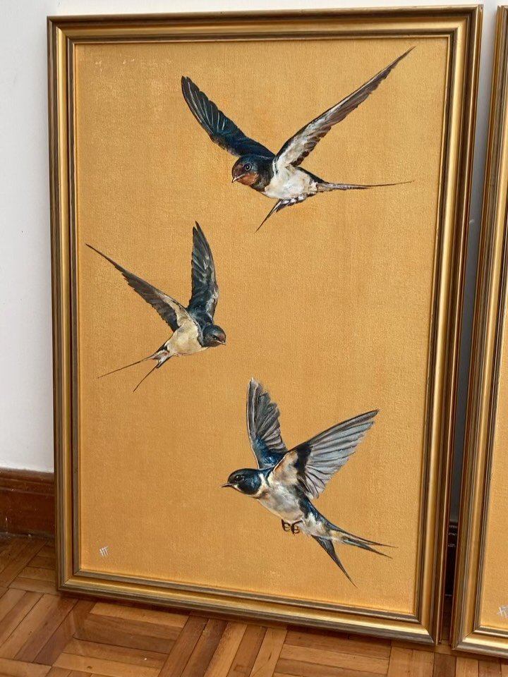 Happy Friday to you all! One collective noun used for swallows is a &lsquo;richness&rsquo;, which is why I opted for the gold background here for these regal birds. My Richness of Swallows is now framed and ready to hang. Entitled Spring&rsquo;s Hope