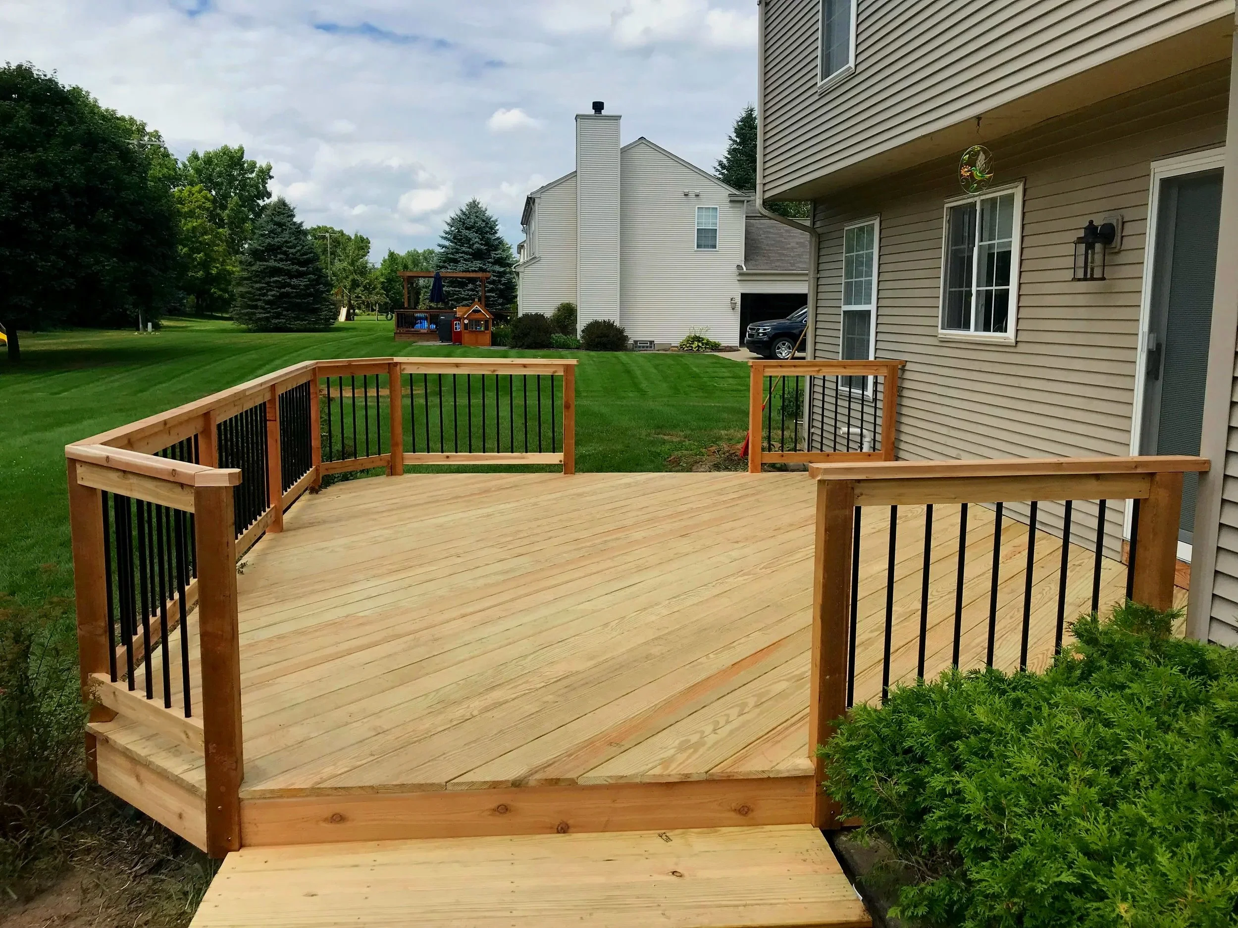 Outdoor+Tri+County+Builders+Custom++deck+work+Brighton+Michigan+.jpg
