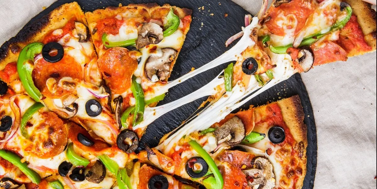 delish-keto-pizza-073-1544039876.jpg