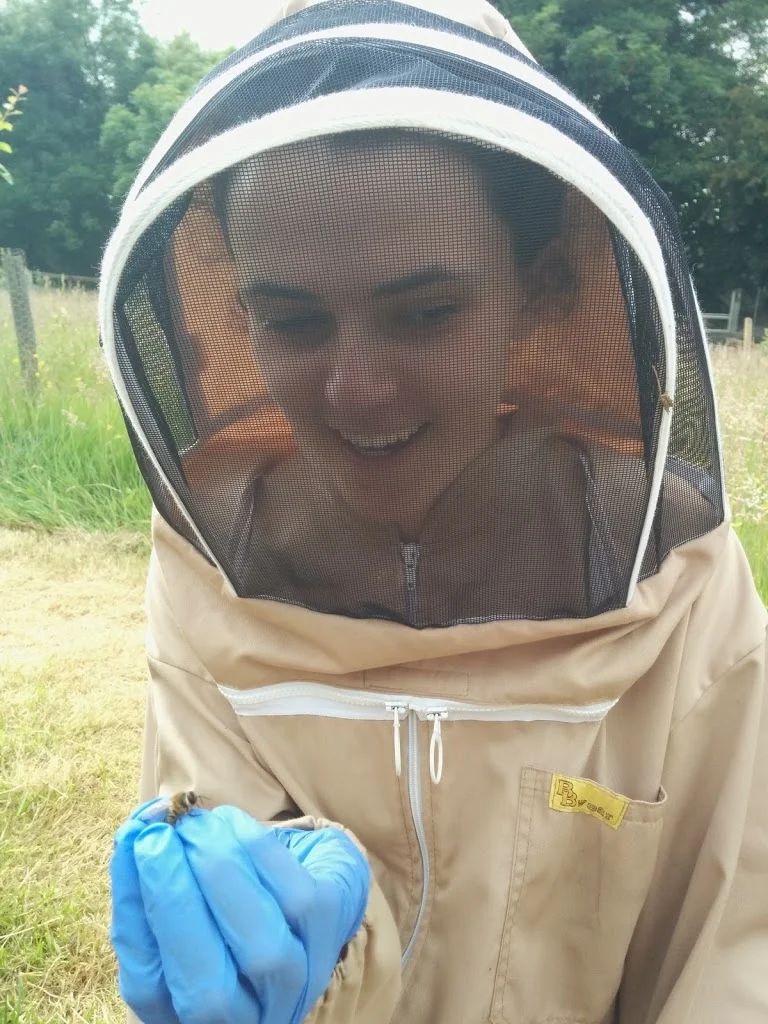 
Meet Meg & removing drones from Apideas  