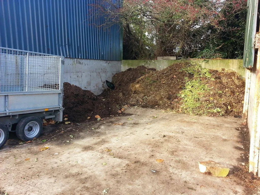 
Compost heap  