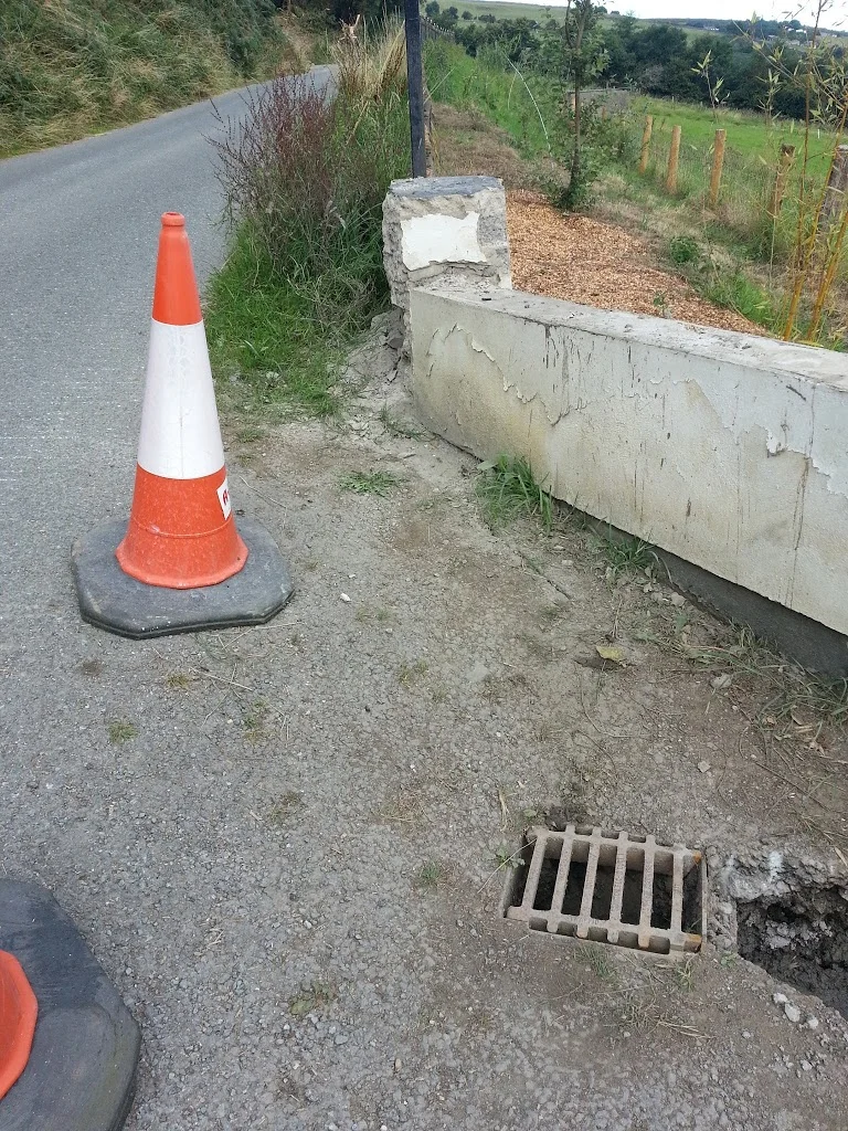 
Wall too close to the road?  