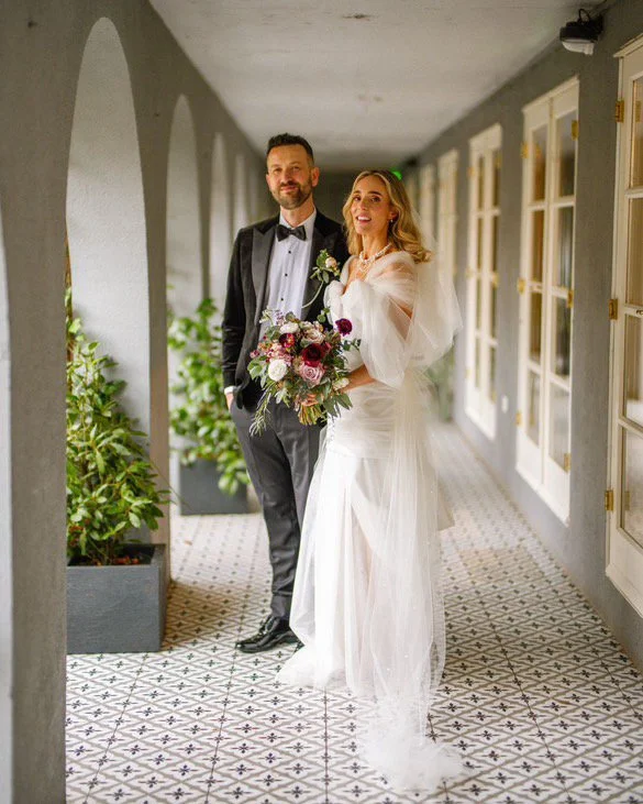  Clare &amp; William: Stunning Gloster House Wedding