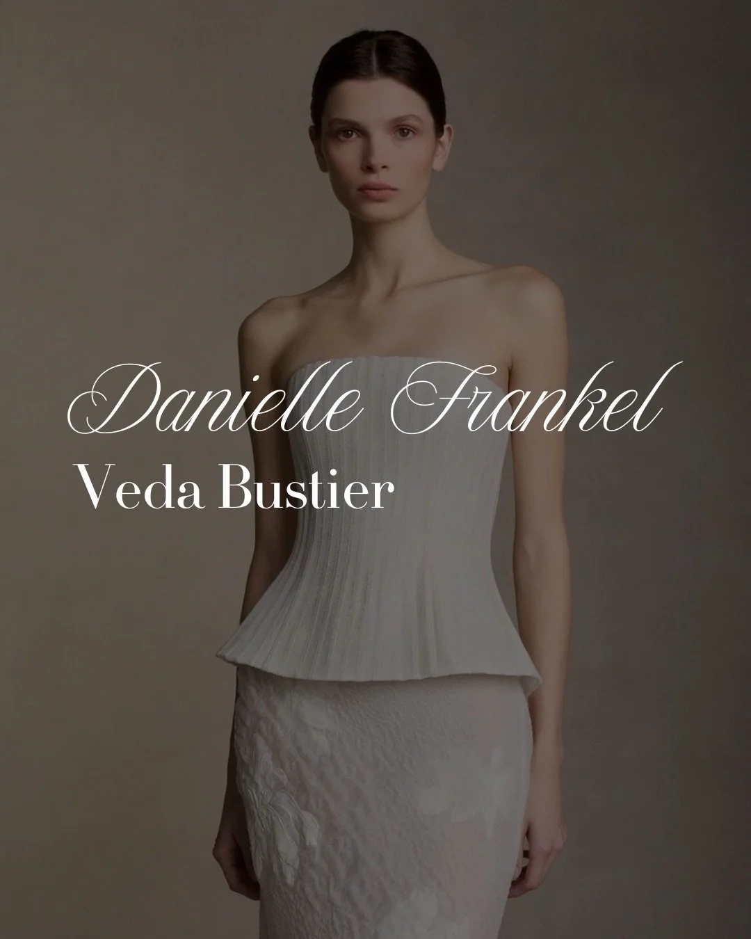 Veda by Danielle Frankel. 🤍
⠀⠀⠀⠀⠀⠀⠀⠀⠀
Clean lines, soft structure, and that unmistakable Danielle Frankel ease. Designed as a versatile piece, Veda can be styled with any of the Danielle Frankel skirts to create a look that feels entirely your own.

